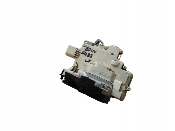 AUDI A4 B7 04- ZAMEK LEWY TYŁ 8PIN 8E0839015AA