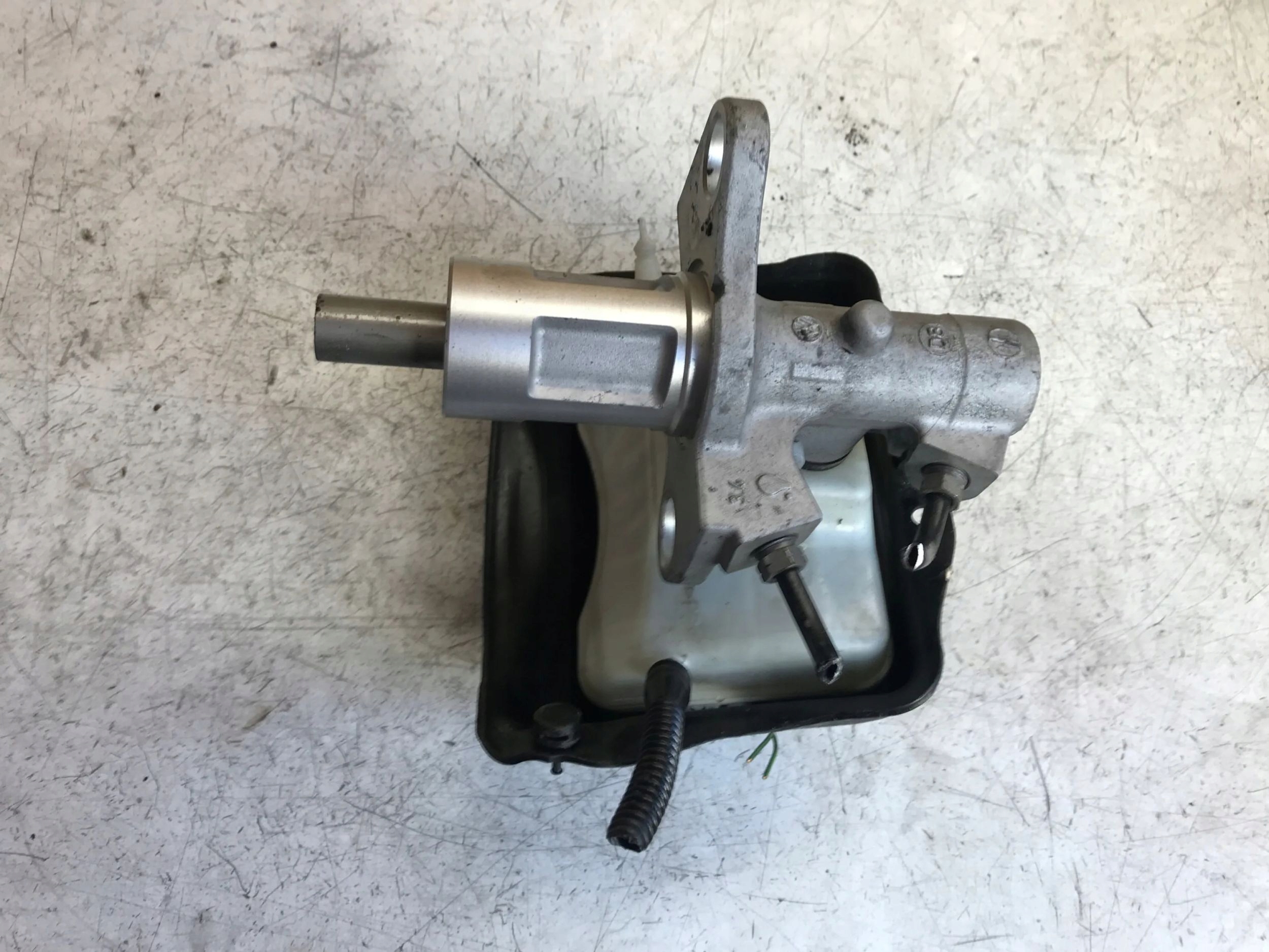 Servofreno AUDI A4 B8 8K0611301A