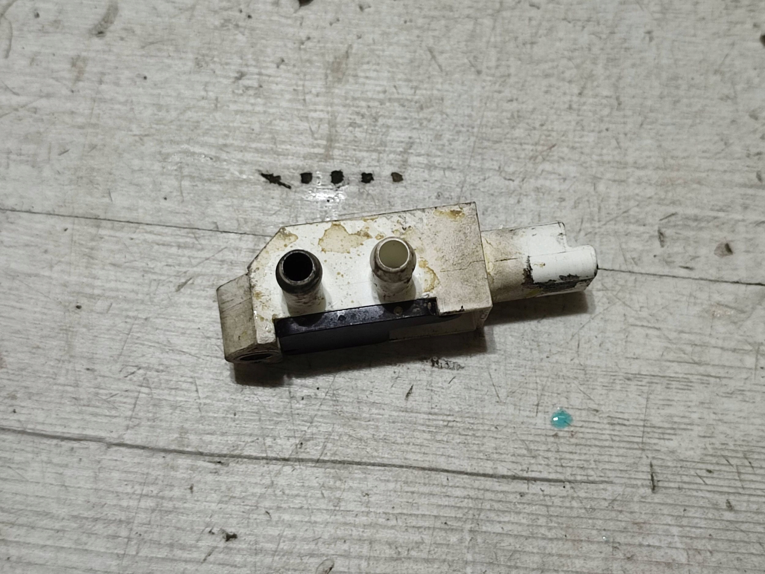 Mercedes-Benz GLA W156 2015 exhaust gas sensor