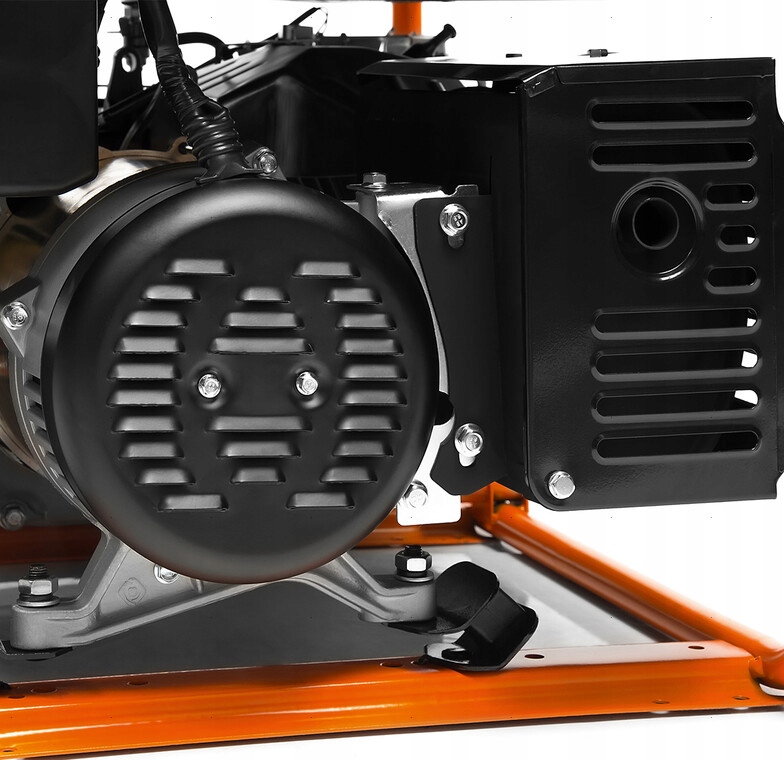 DAEWOO GDA6500E MASTER LINE - AGREGAT PRĄDOTWÓRCZY Silnik 4-suwowy