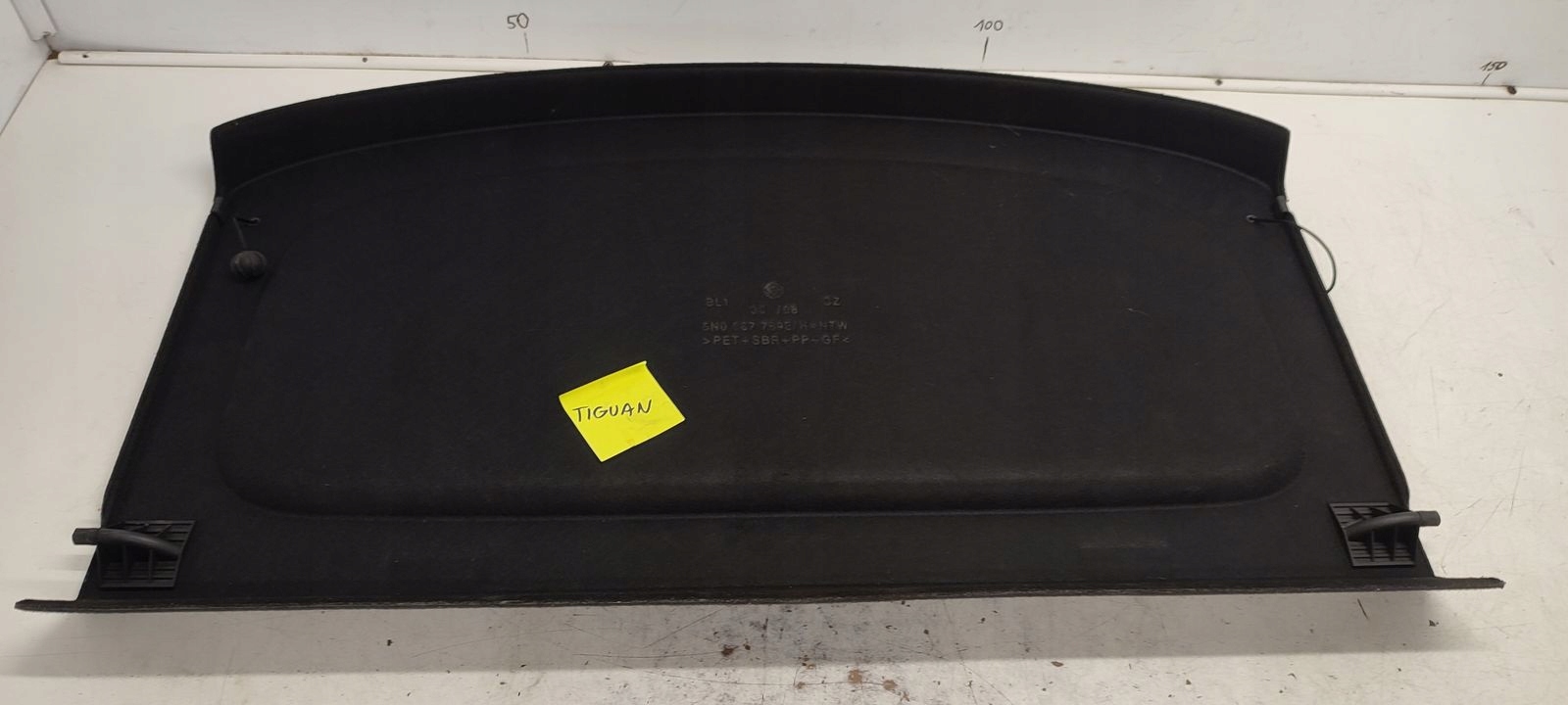plato rear boot VW Tiguan and