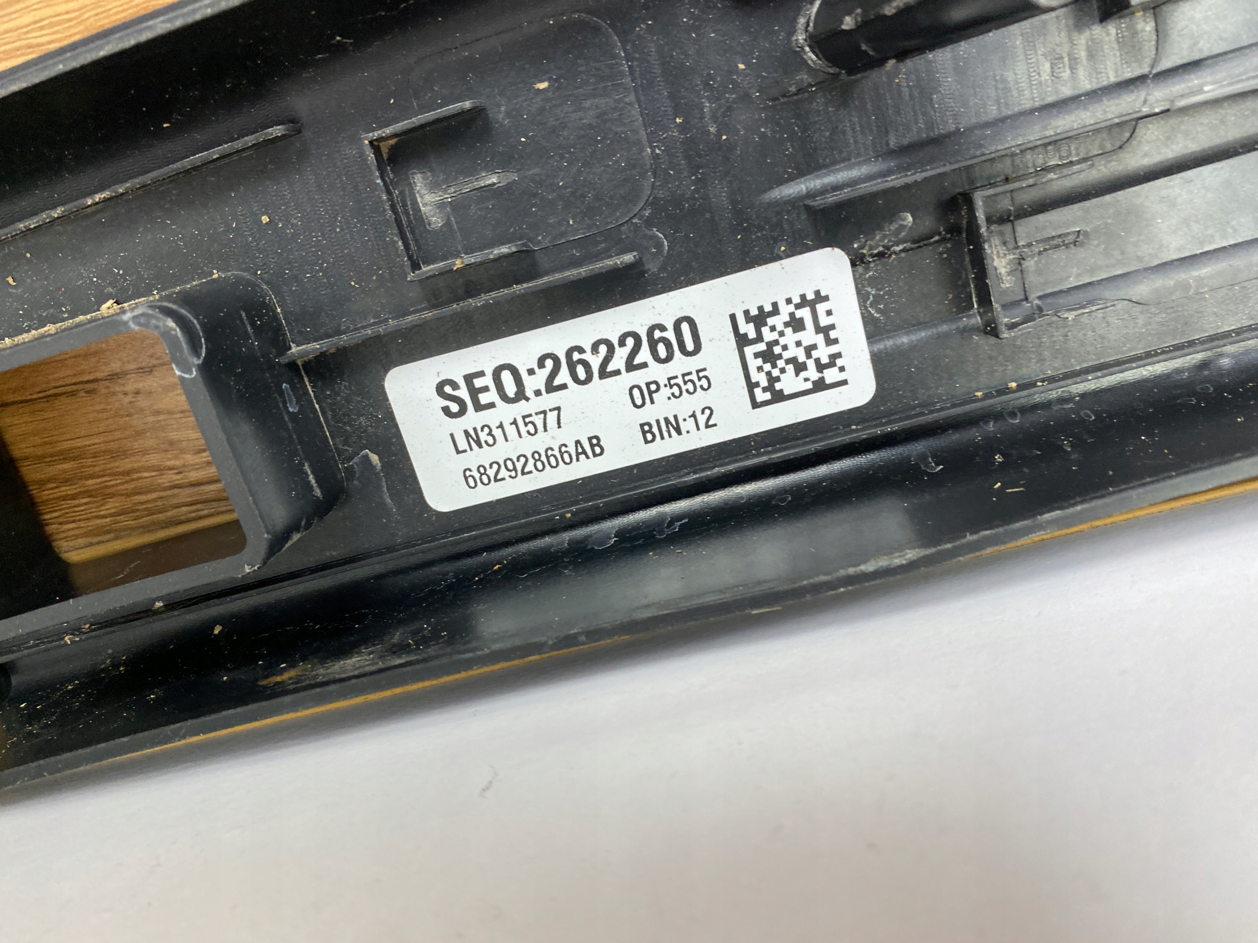 lista fedél paki Ram 1500 2019+ USA