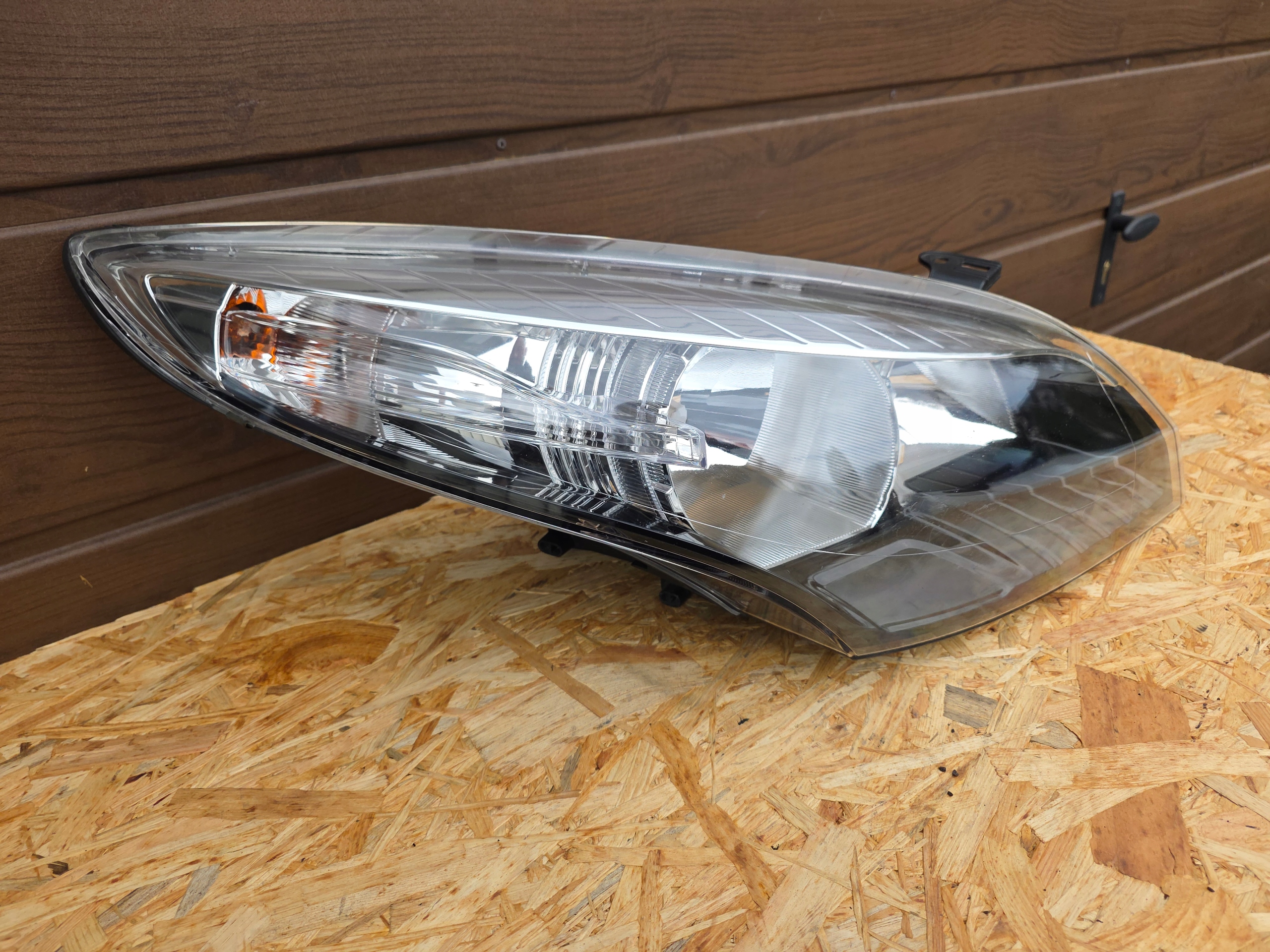 light front right right front Renault Megane III 3 ciemna black
