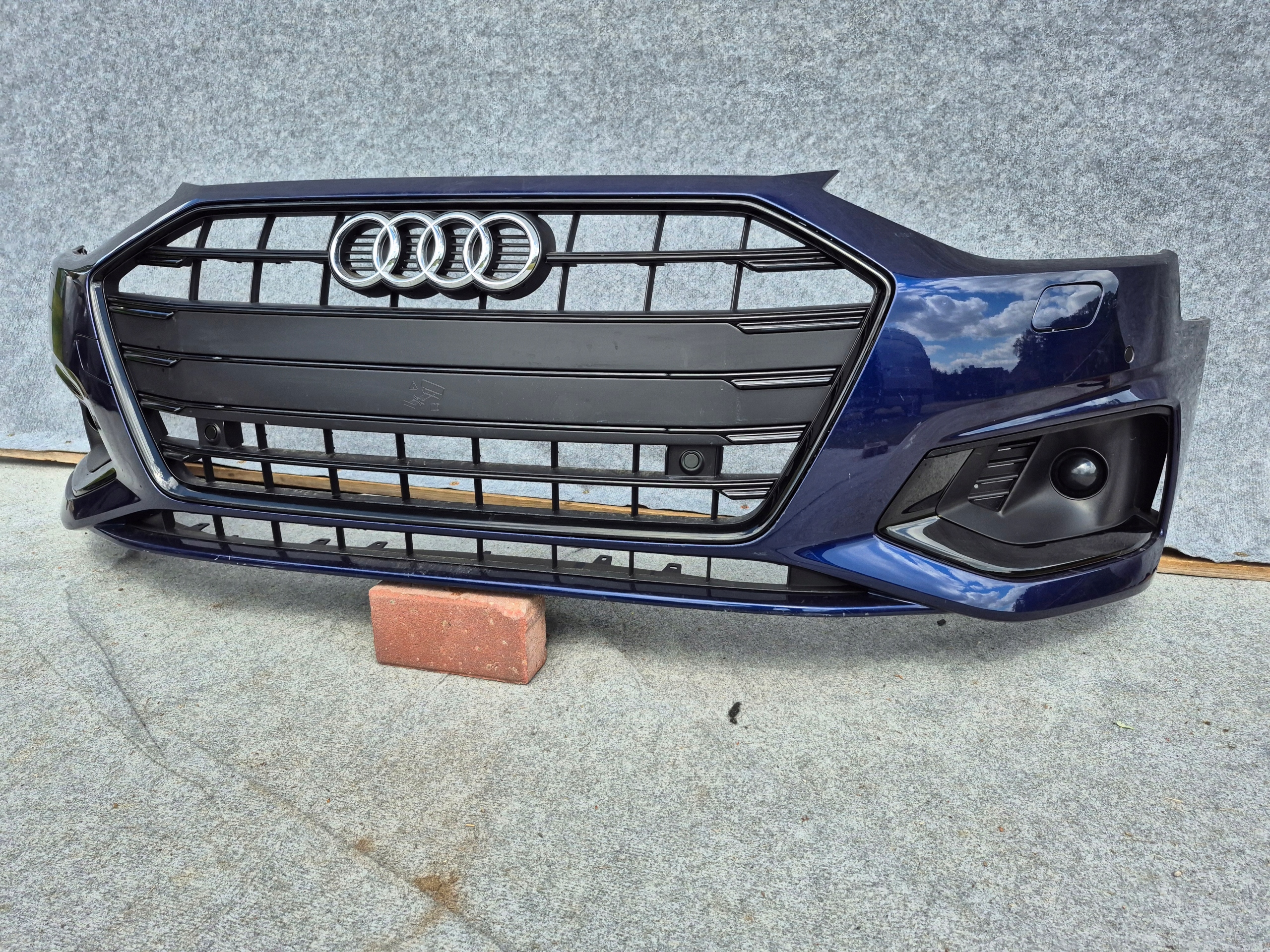 AUDI A4 B9 LIFT 2020- ZDERZAK PRZÓD BLACK 4x PDC SPRYSKI Typ samochodu Samochody osobowe