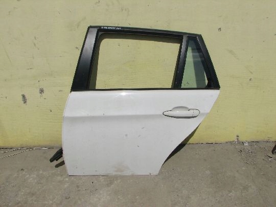 DOOR LEFT COMPLETE BMW 3 E91 KOMBI LIFT 2010 ROK