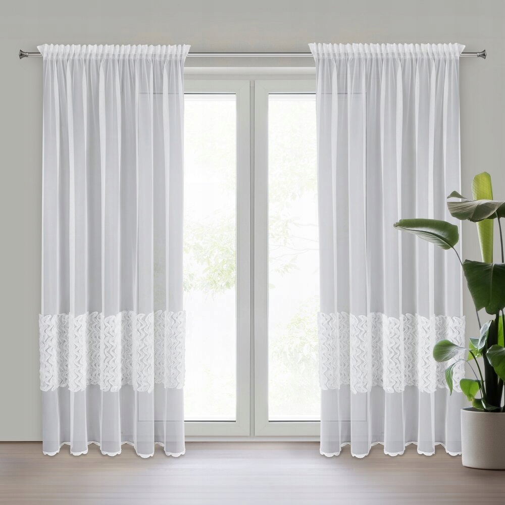 Hotová záclona na pásku Loris 140x270 Eurofirany bílá s volánkovým panelem