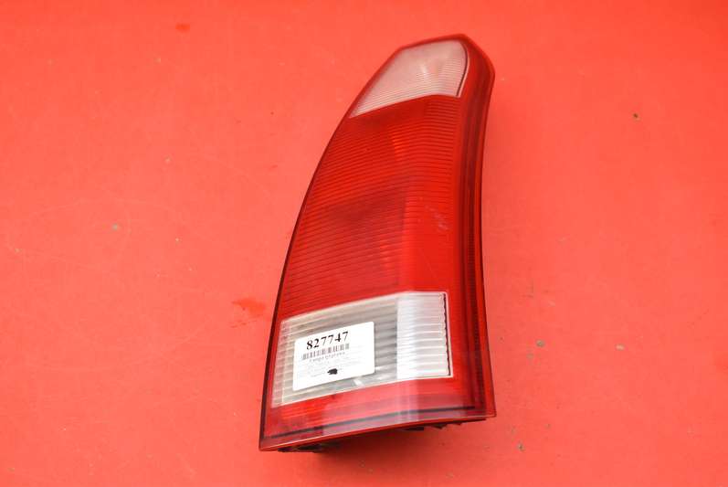 фонарь правый opel Meriva A 02-06