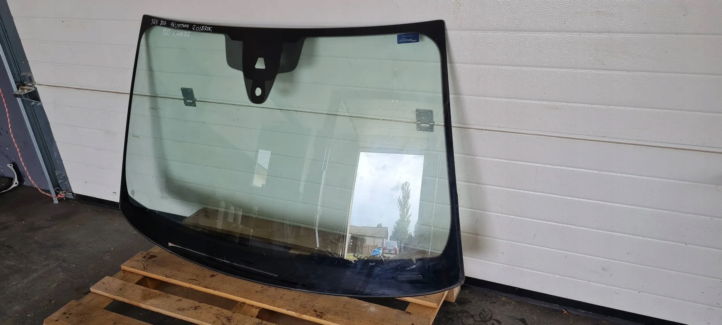 Q50a Sq5 СТЕКЛО ВЕТРОВОЕ ПЕРЕДНЯЯ ОРИГИНАЛ8r ДАТЧИК ПОД KAMERE0a845099n