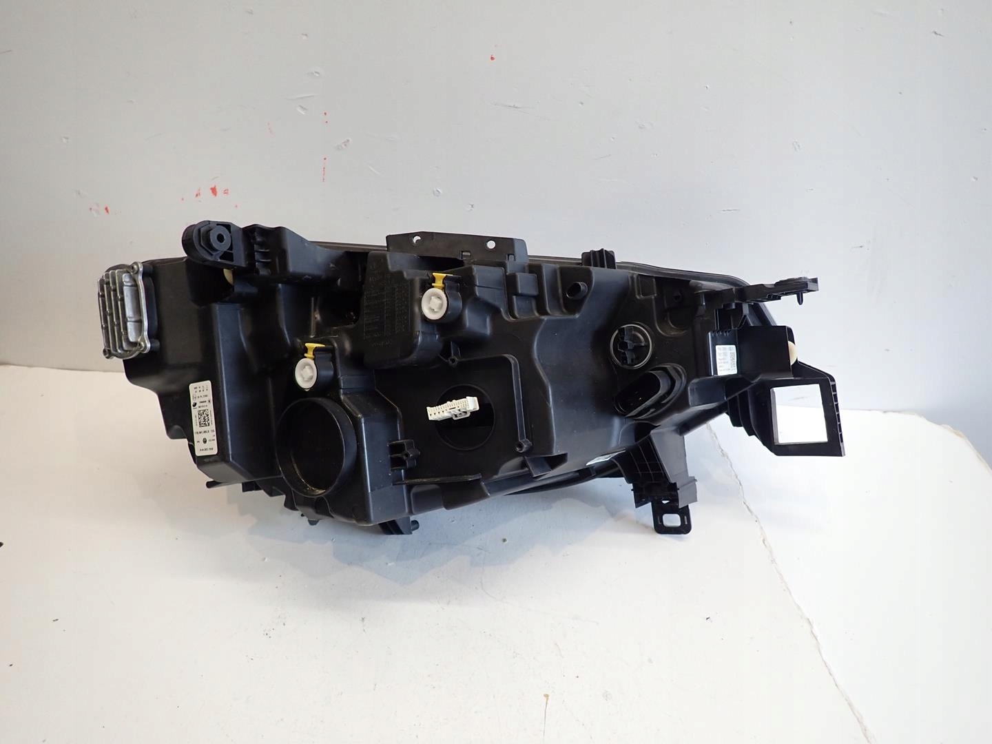 light front front left VW ID4 2020- FULL LED 11B941005B
