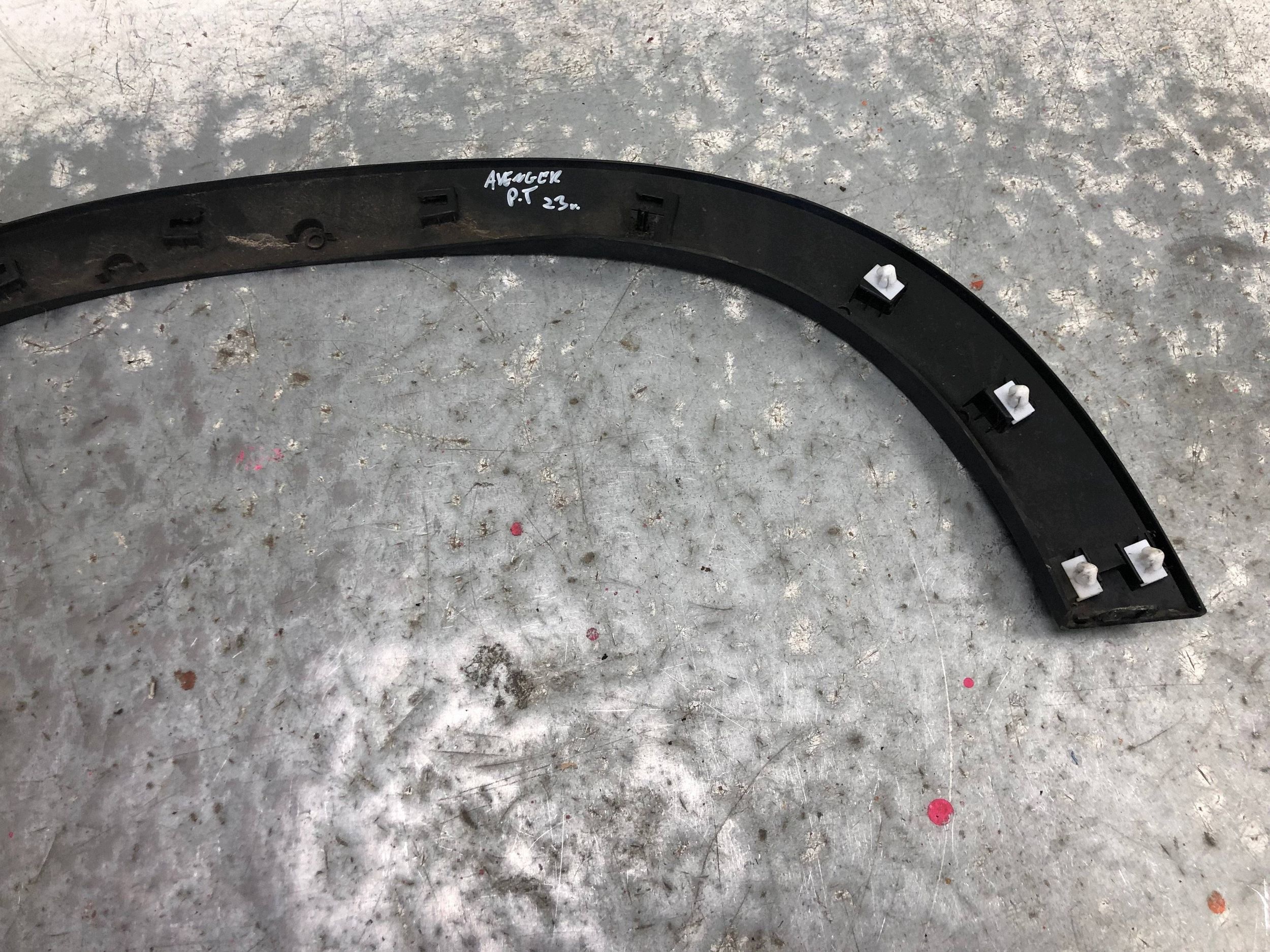 modanatura parafango Destra posteriore JEEP AVENGER 735729932