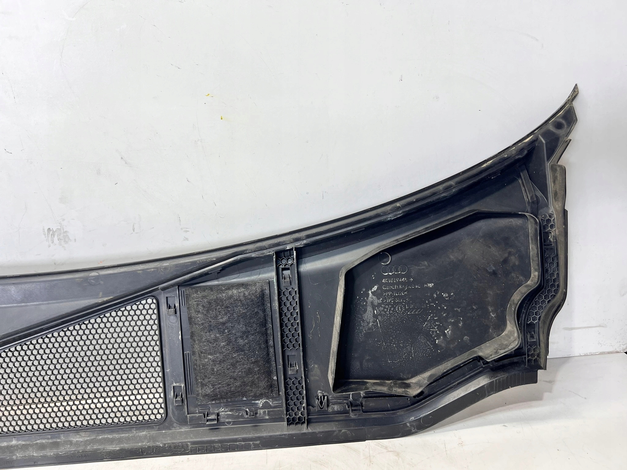torpedo plastic AUDI A6 C8 4K1819403