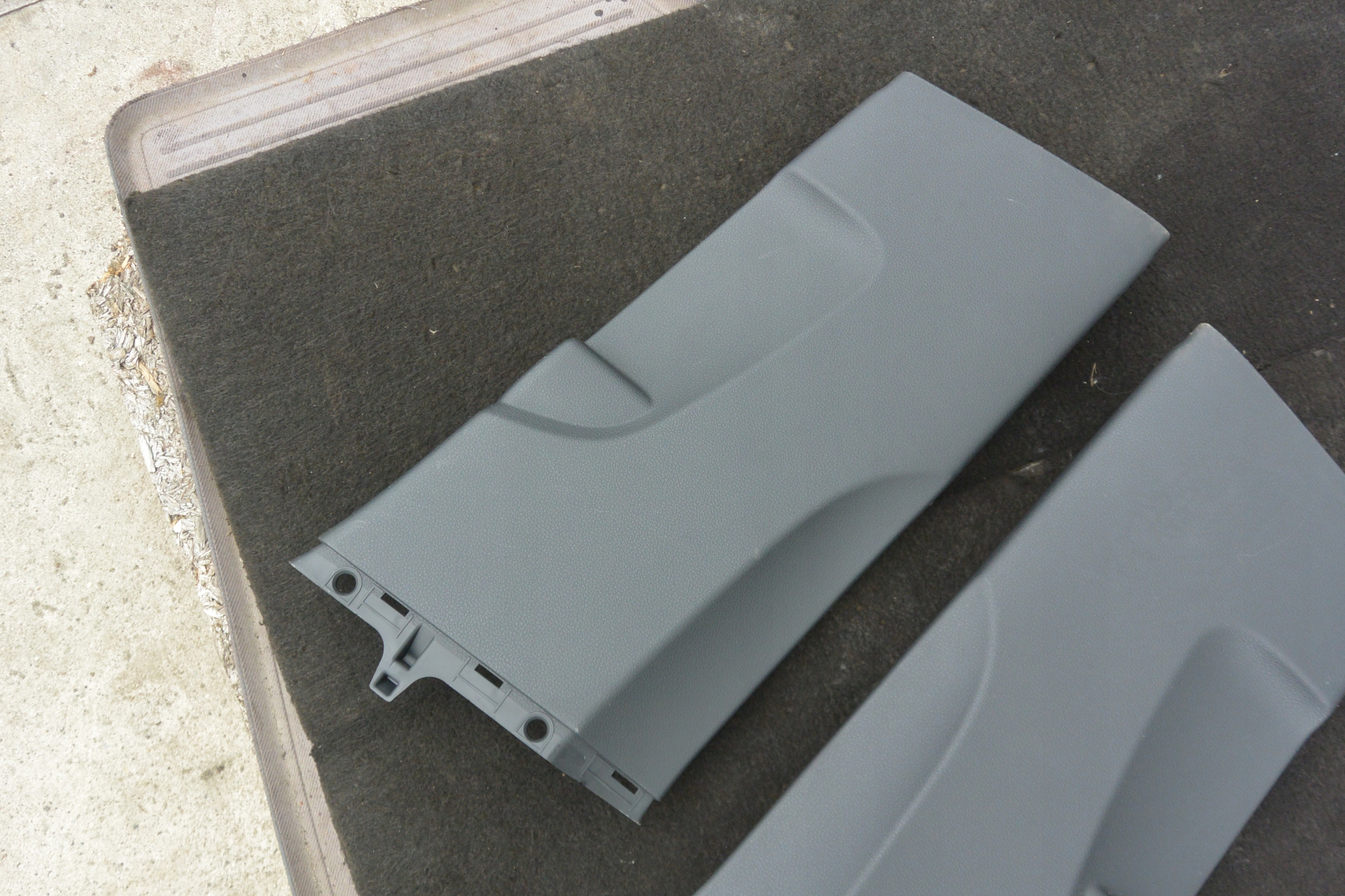 cover side SLUPKA B lower left right AUDI A3 8V KOMPLET