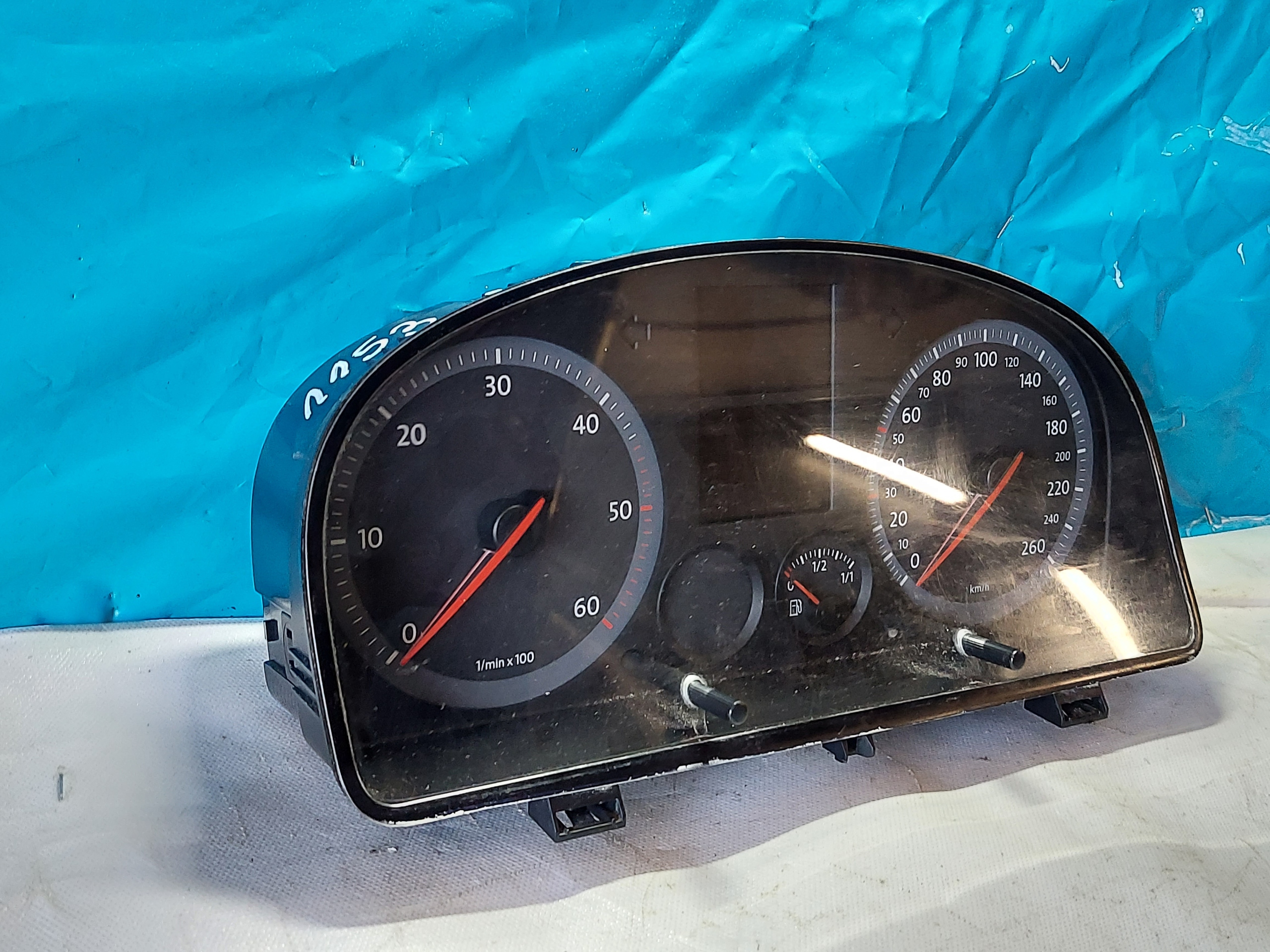 dials clock VW CADDY III 2.0 SDI 02K0920842C