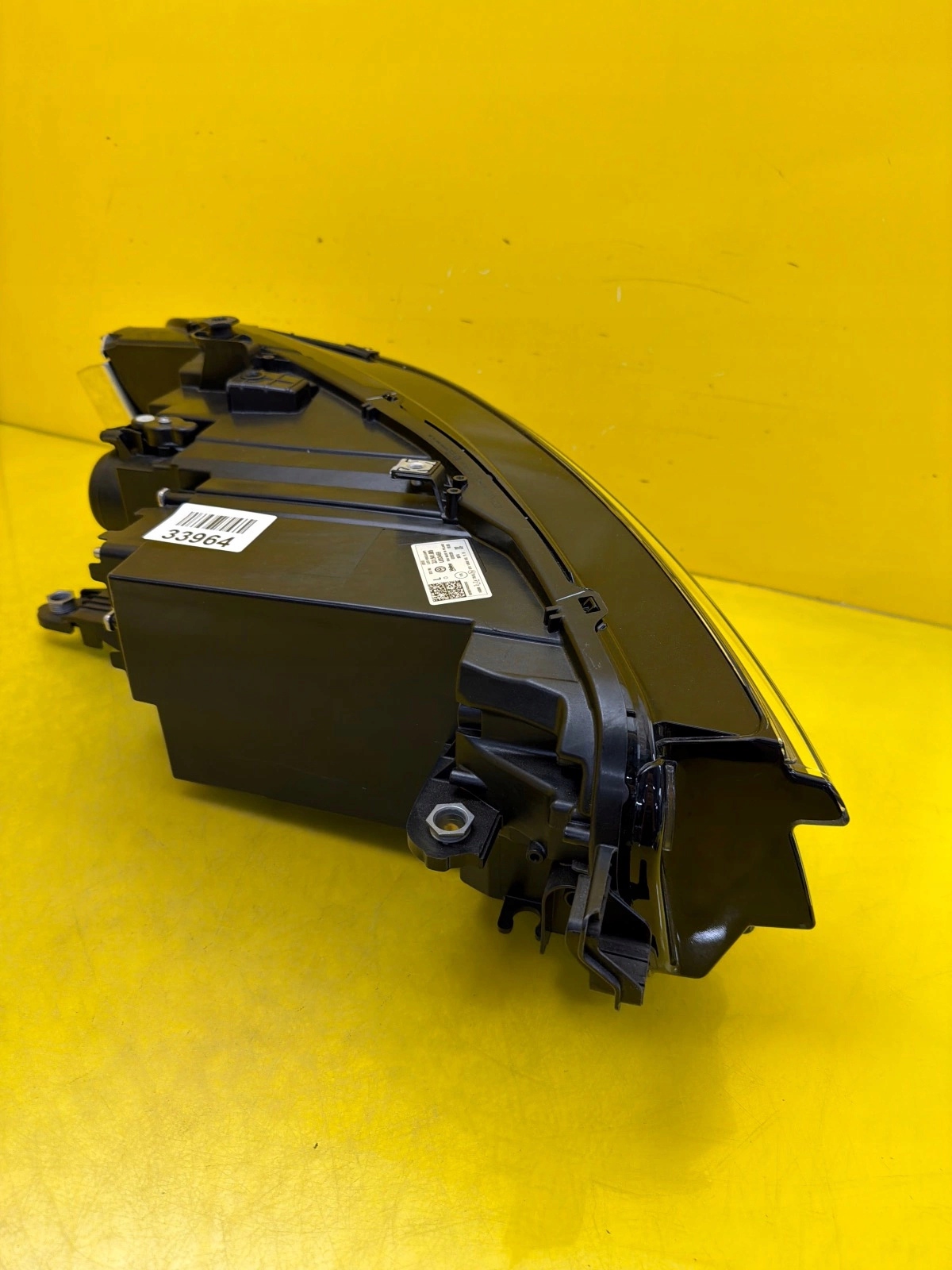 light left VW Passat B9 23- Full Led 3J1941005