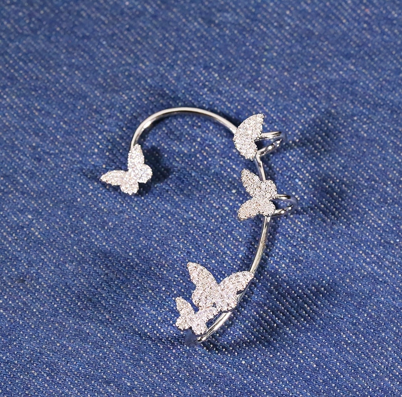 SHINY EARRING WITH BUTTERFLIES AND A HEART Motyw Brak