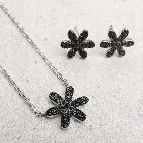 Náhrdelník s náušnicemi s černými květy