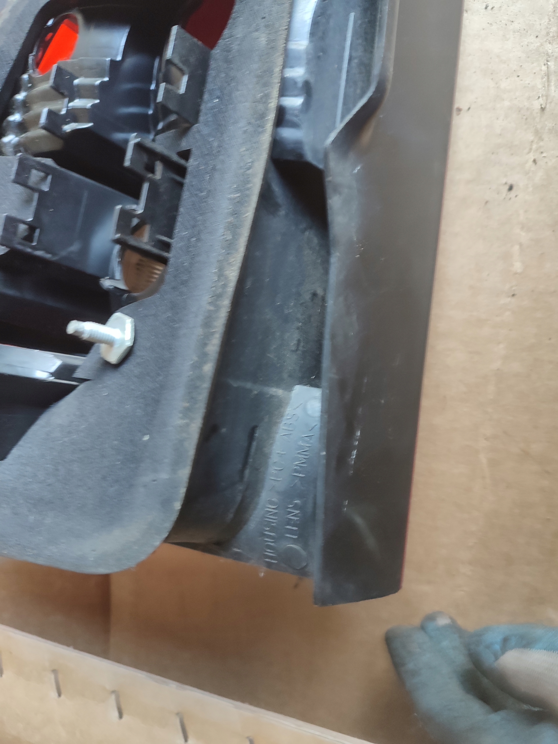 light right rear part right rear volvo v50