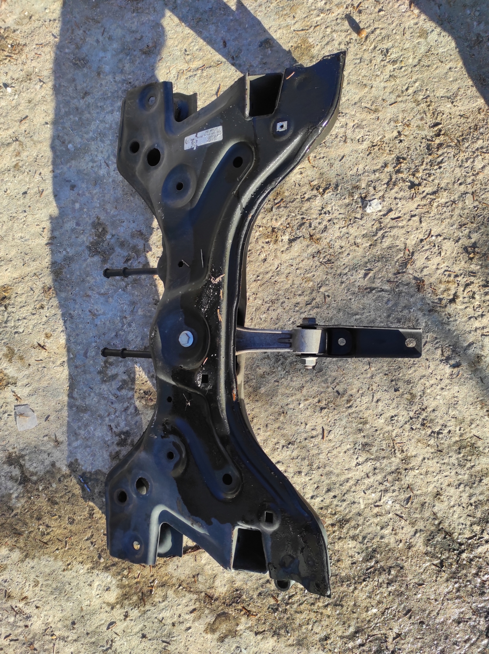 axle beam subframe VOLSKWAGEN UP 1S0199315