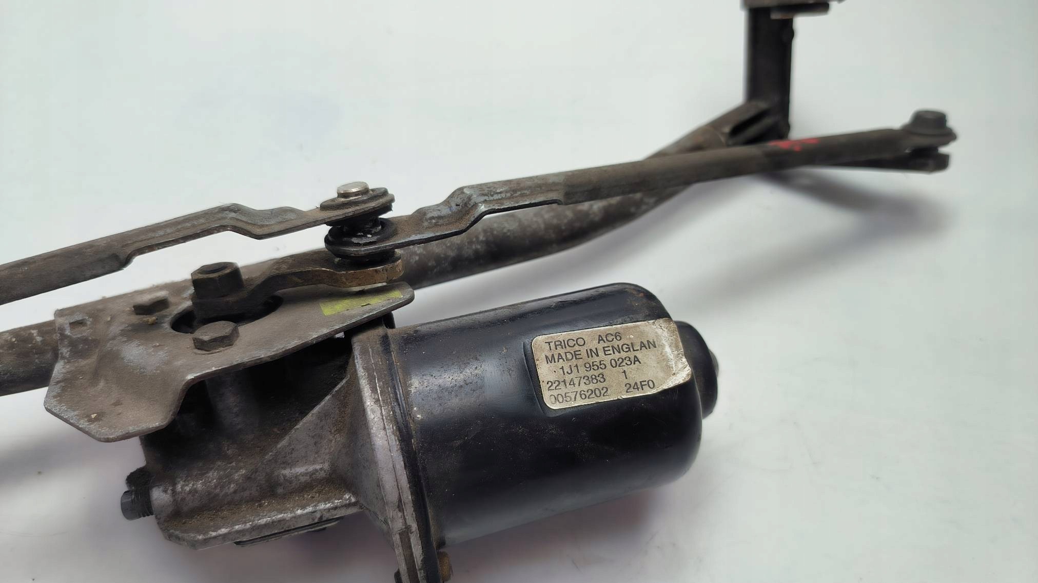 wiper mechanism front EU 1J1955023A VOLKSWAGEN GOLF IV