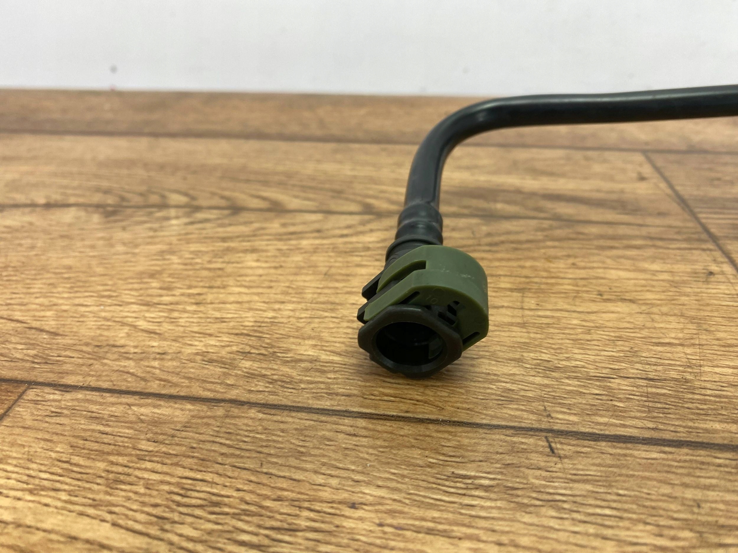 fuel line Chevrolet Camaro 2016+