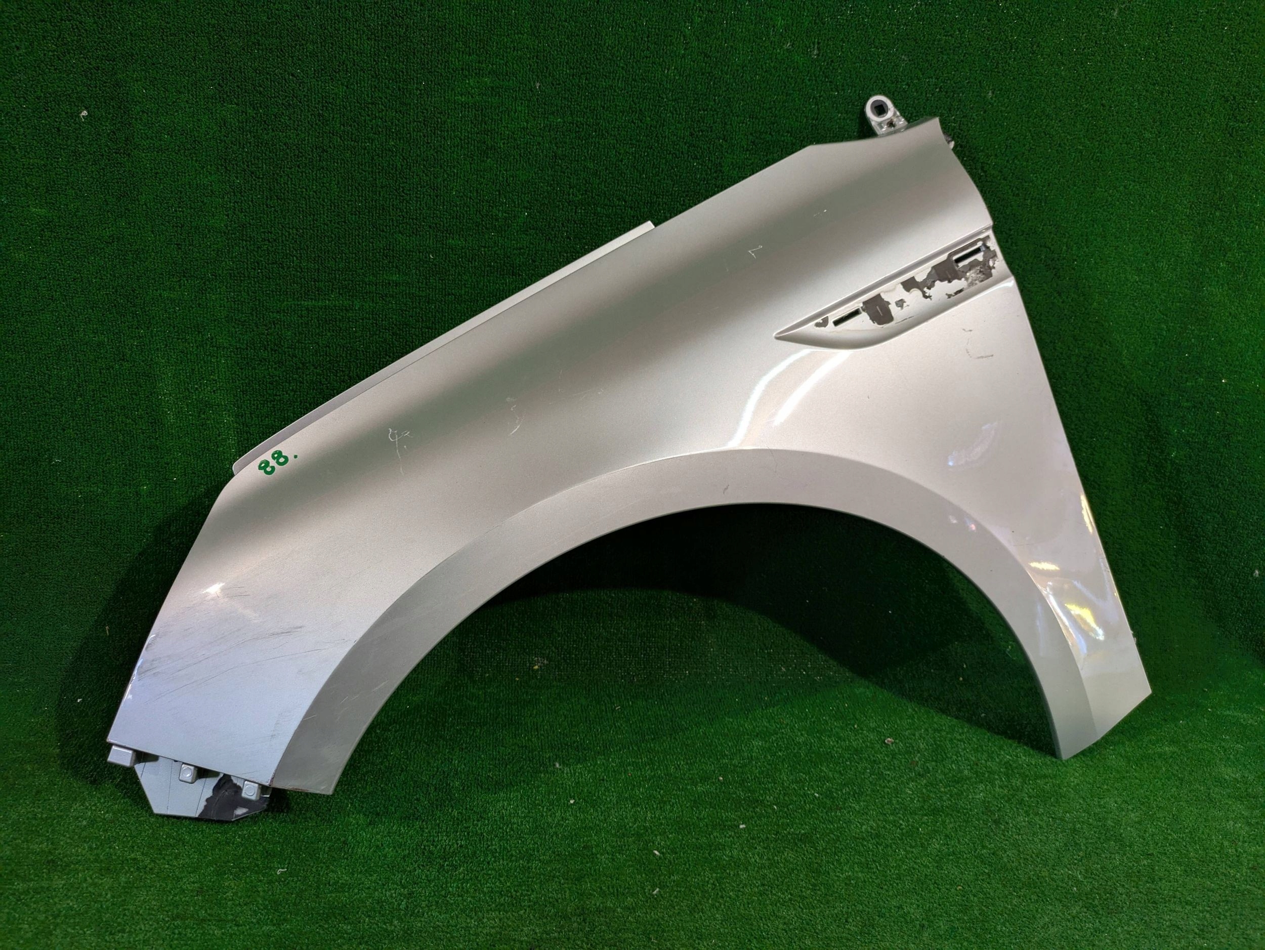 fender front left front RENAULT MEGANE IV