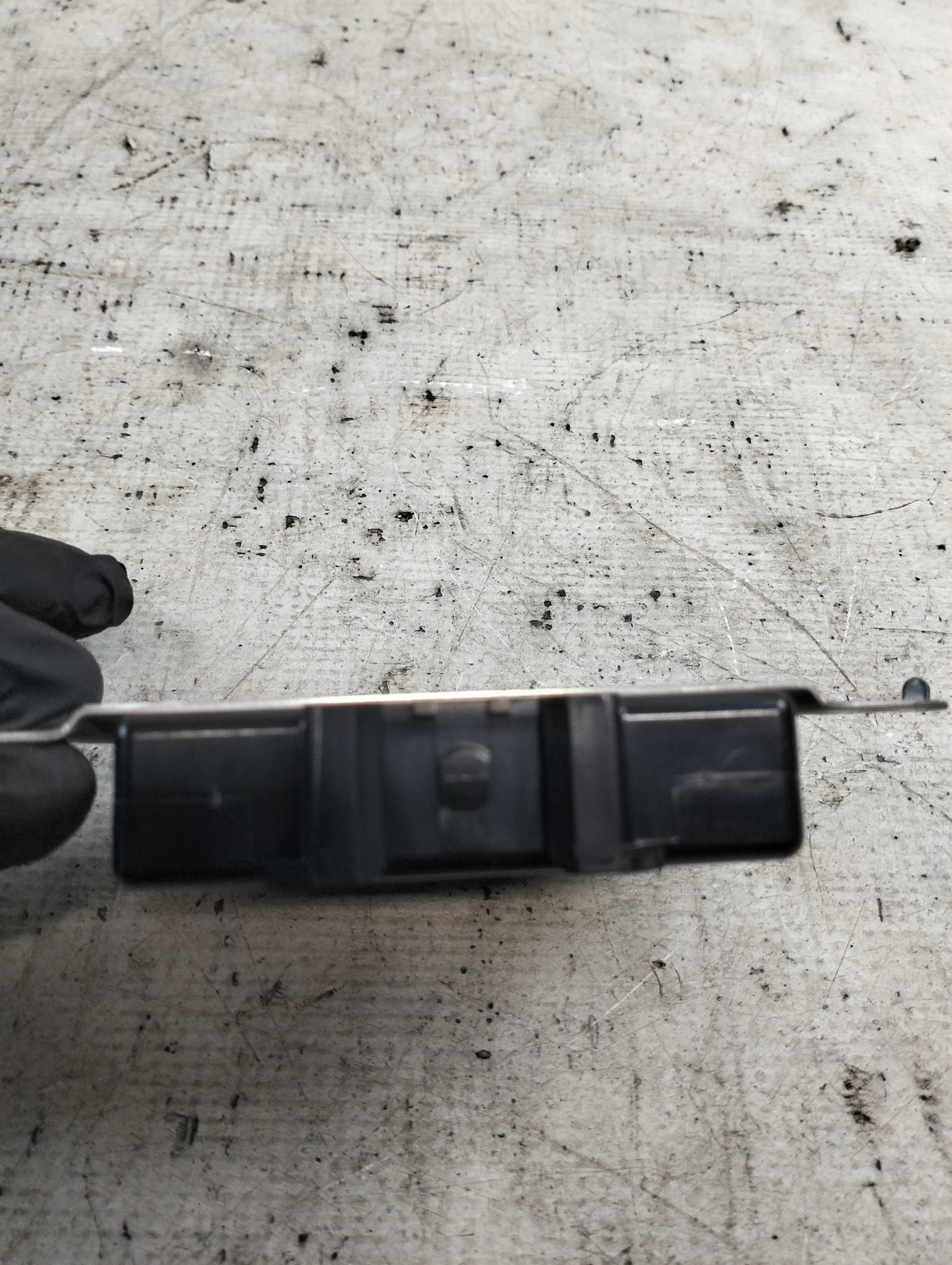 module control unit central of a lock TOYOTA PRIUS II 2008r 89990-47023