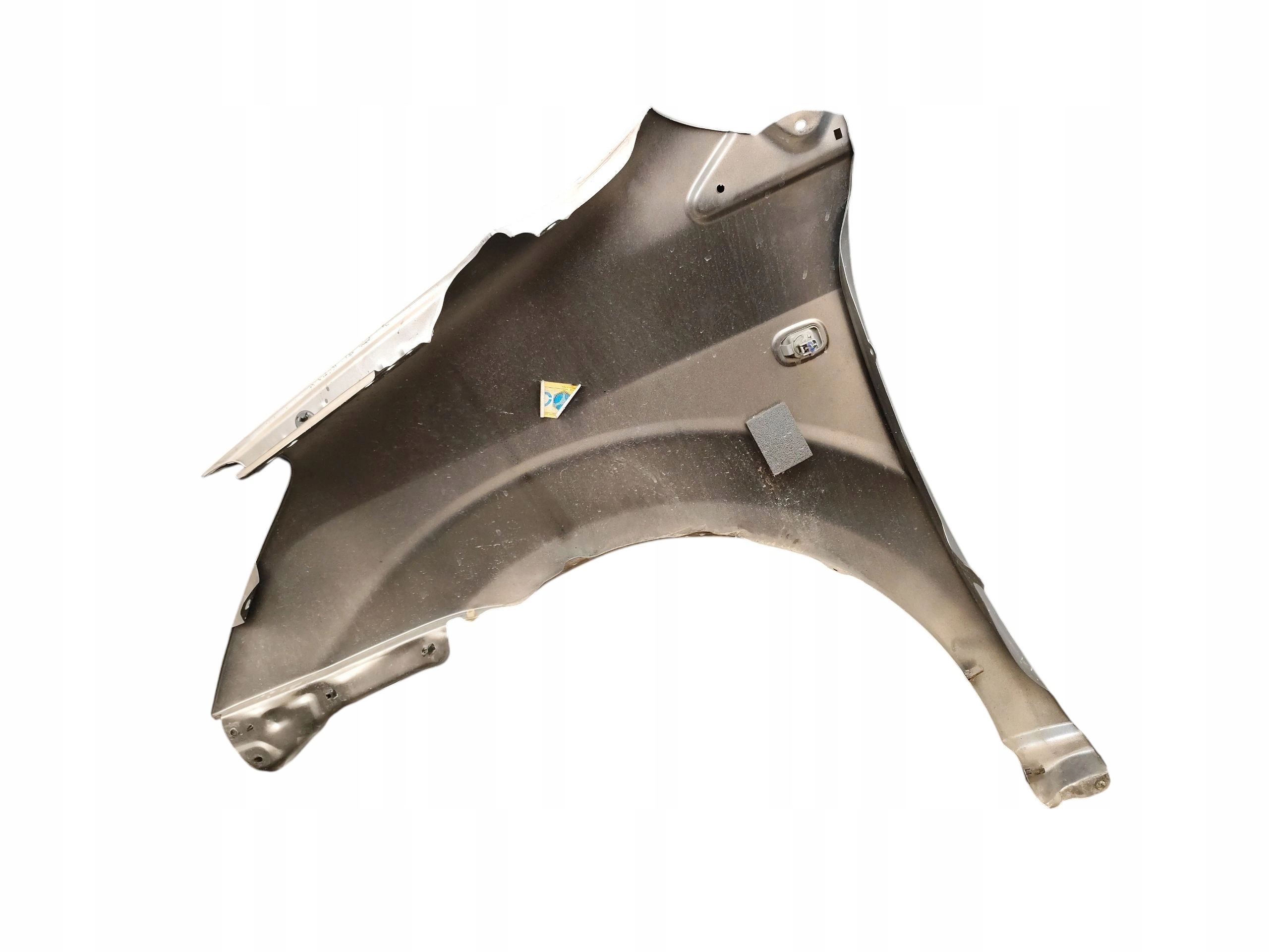 fender right front TOYOTA COROLLA VERSO II LAK: 4S0 (04-07)