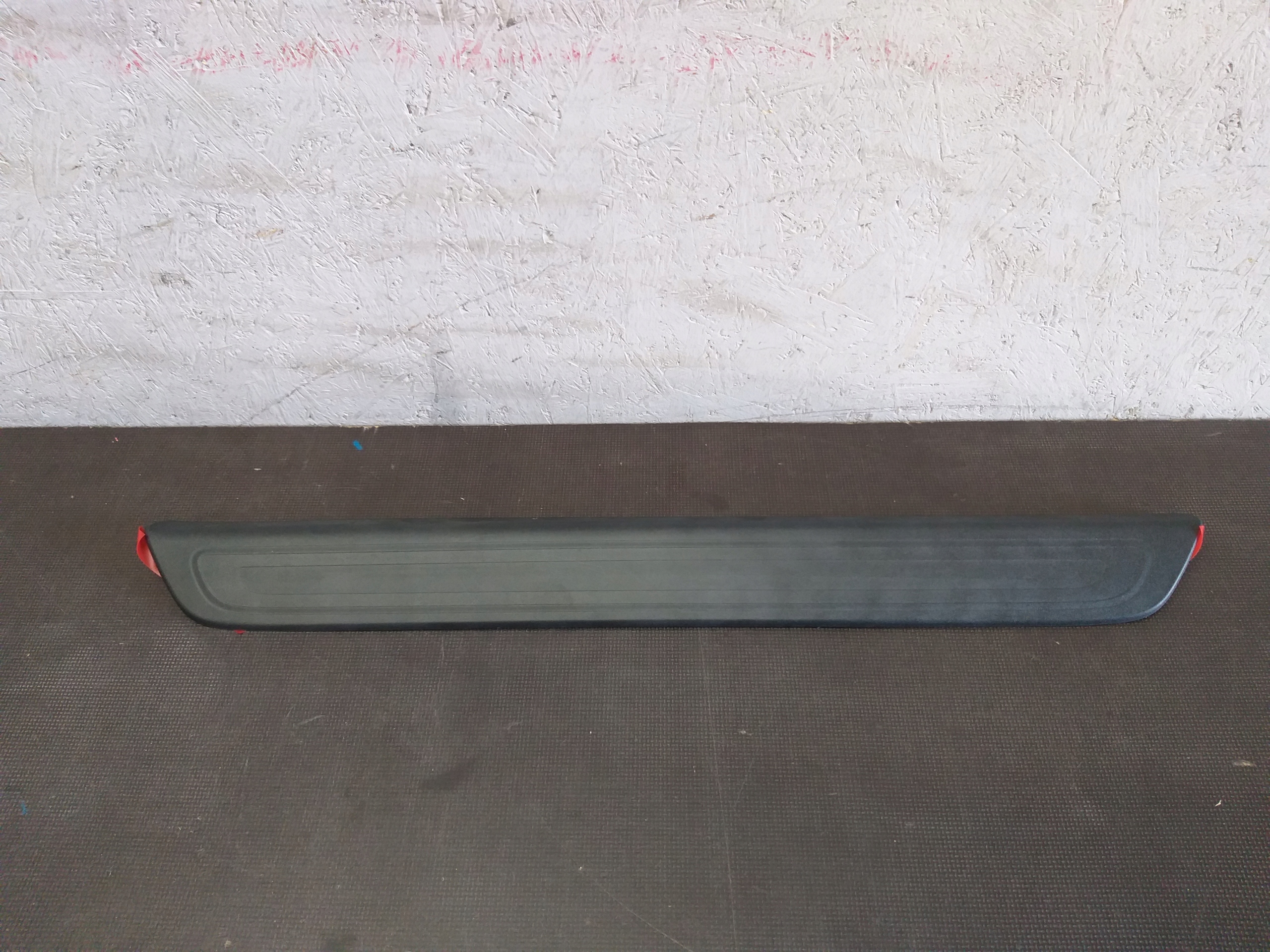 ПОРІГ НАКЛАДКА ПОРОГА ЛІВА ПЕРЕД AUDI Q5