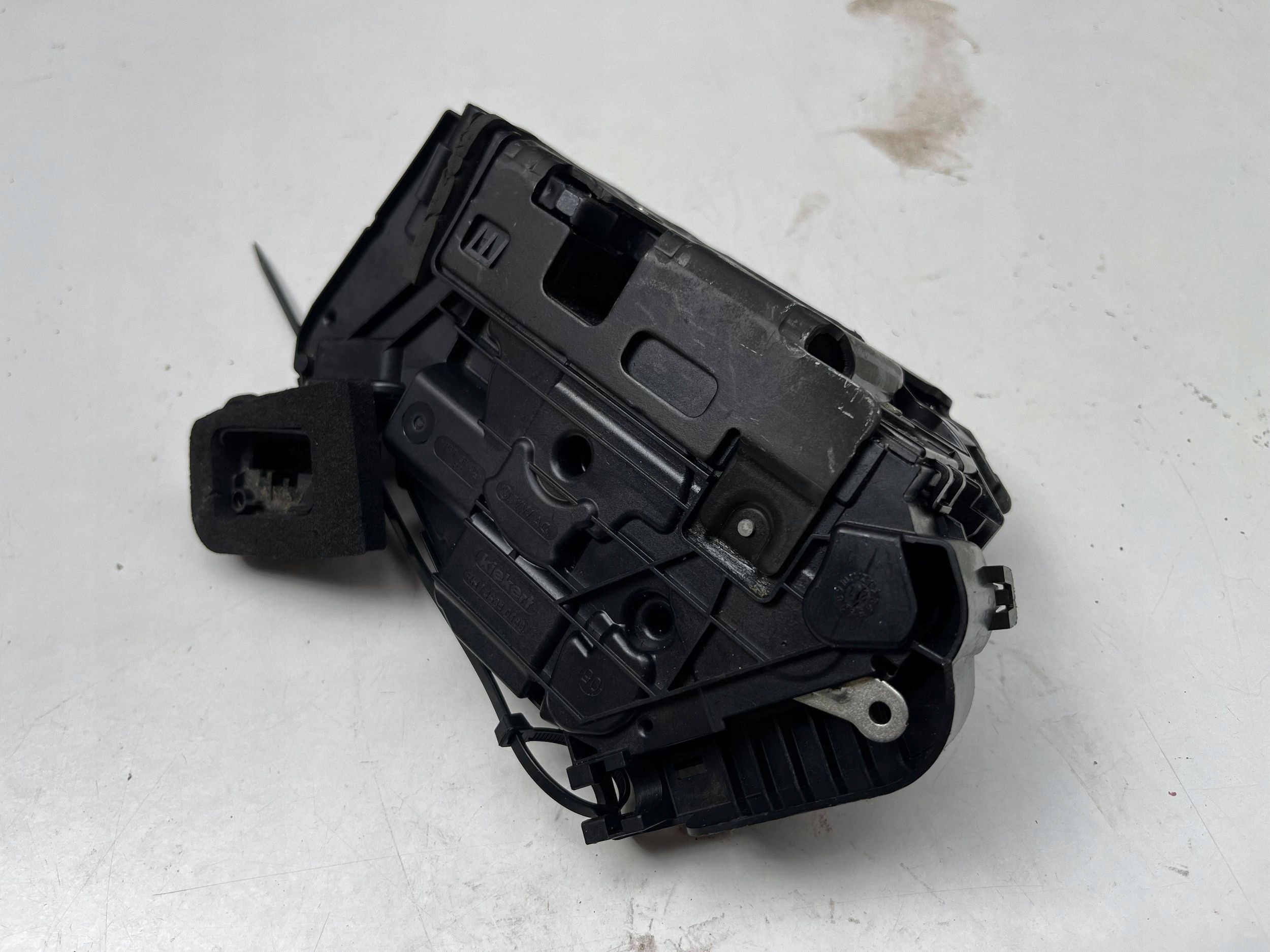VOLKSWAGEN SEAT SKODA lock door right front 5TB837016C @M