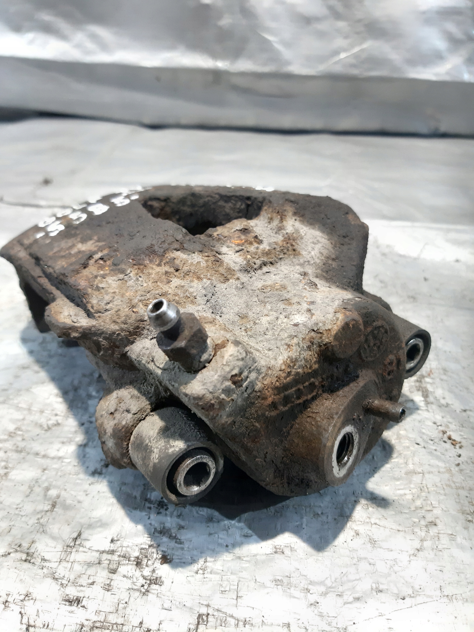 caliper brake left front VW GOLF IV 4 1.4B