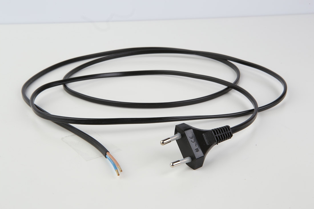 PRZYŁĄCZE, PRZEWÓD PŁASKI 2X0,75 Z WTYCZKĄ ZALANĄ, CZARNY 3M