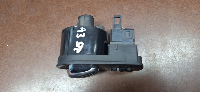 Interruttore comando luci AUDI A3 8P 8P1941531BB