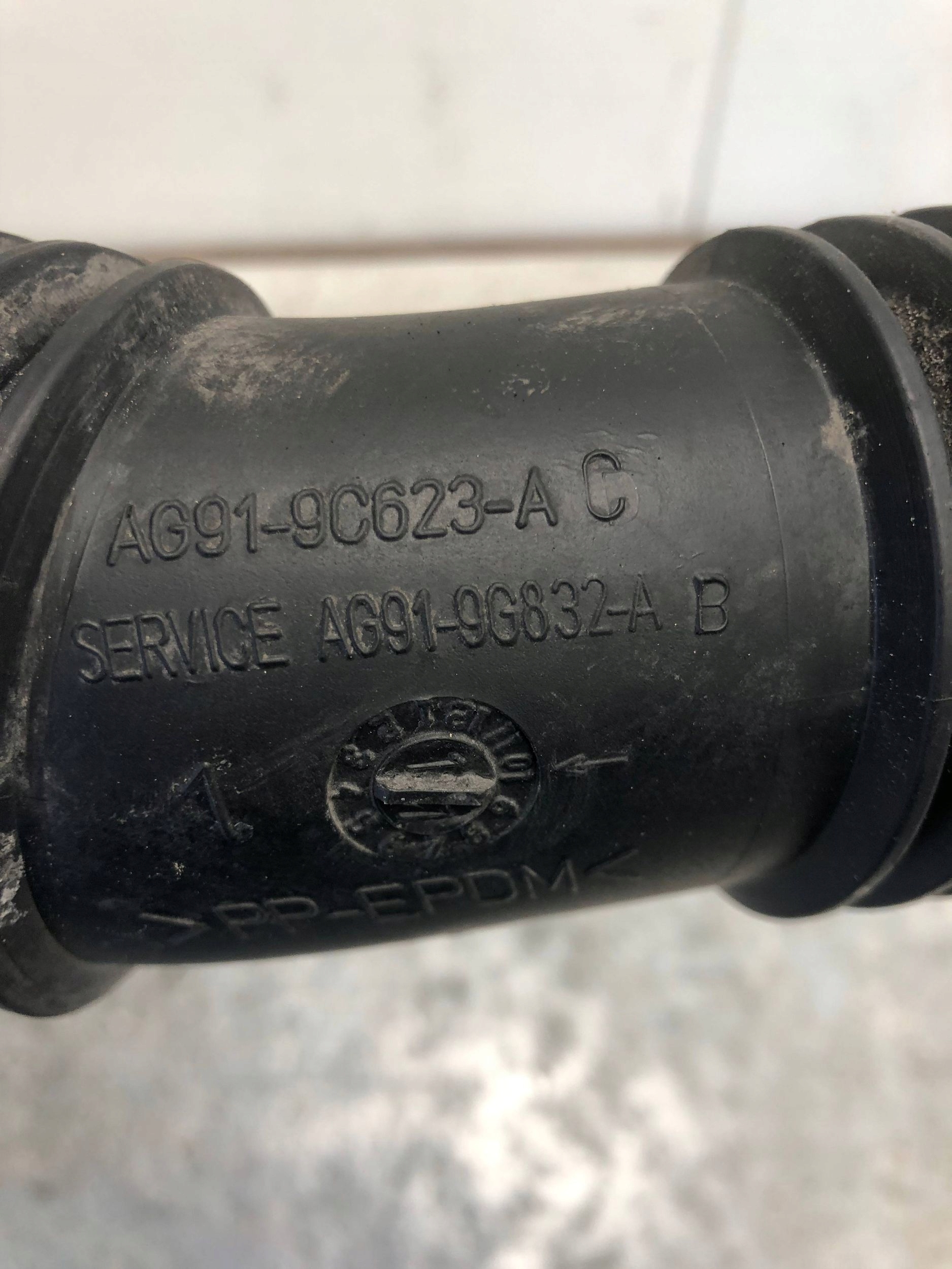 pipe air hose FORD MONDEO MK4 AG91-9C623-AC