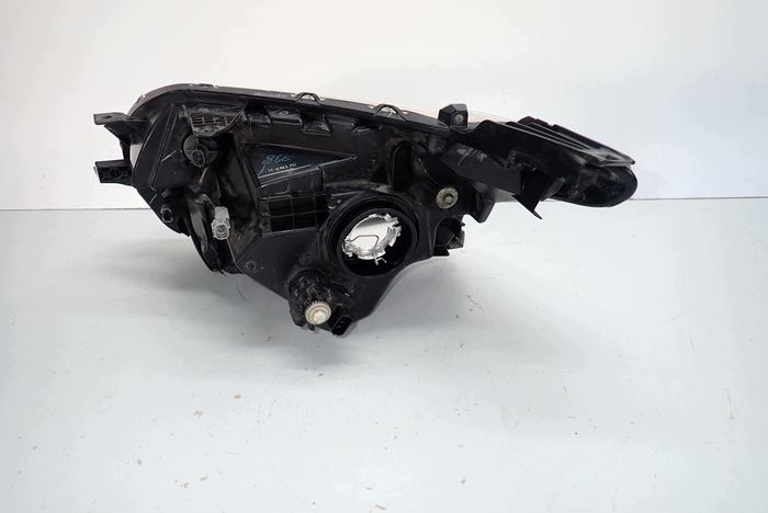 MITSUBISHI L200 15-19 reflektor droite feu droit