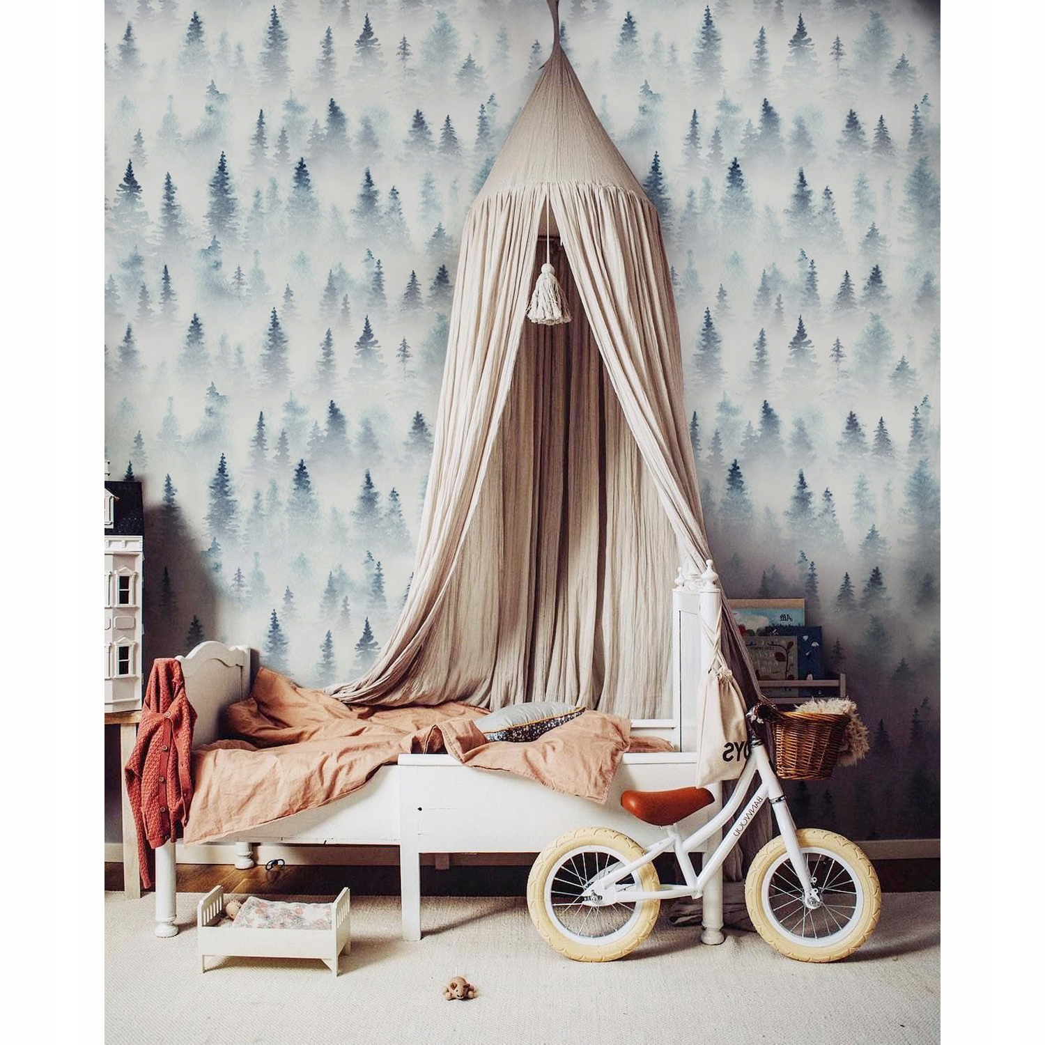 

Samoprzylepna fototapeta Mglisty las 250x250 cm