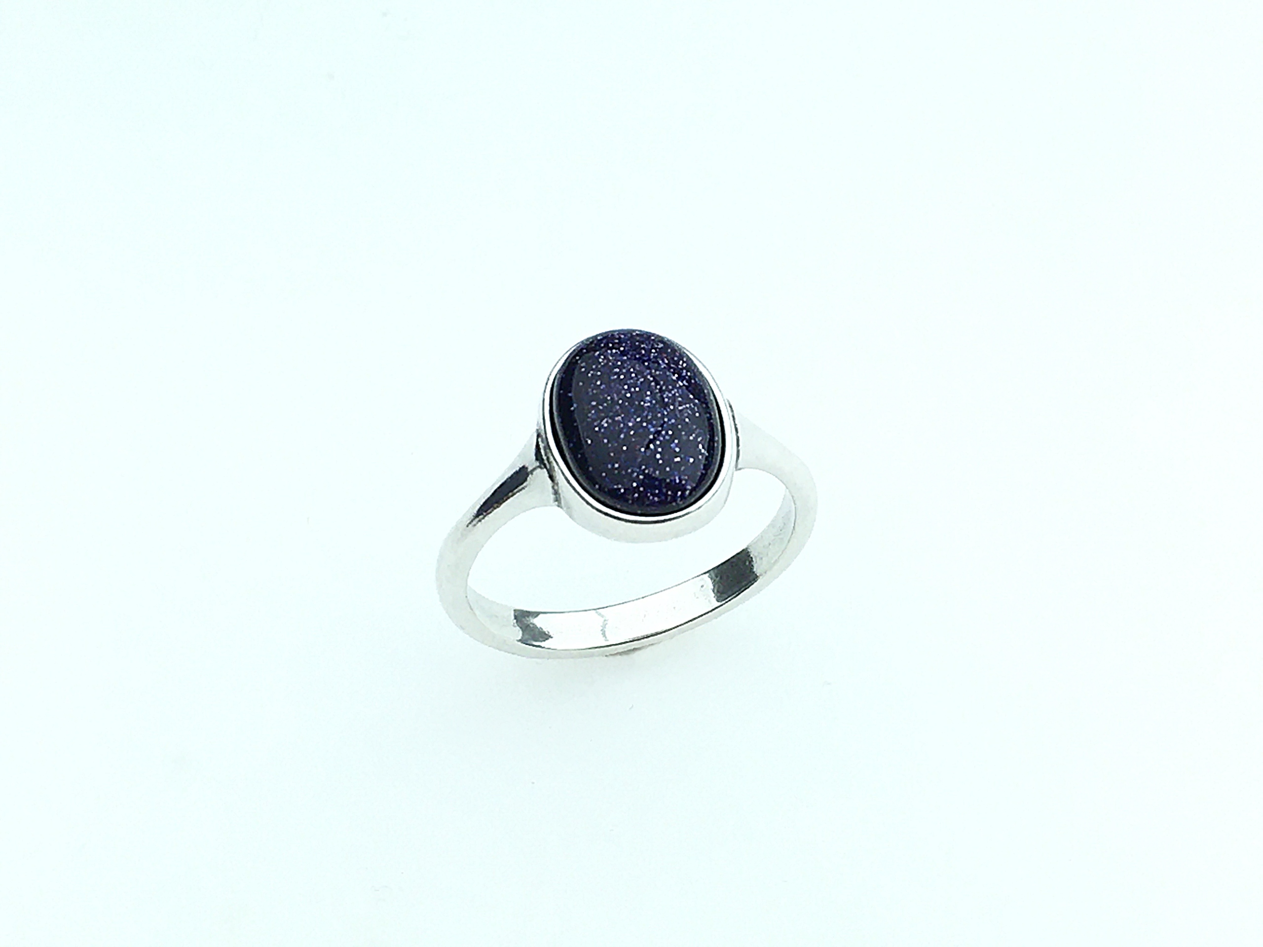 

pierścionek srebrny kamień noc kairu rozmiary