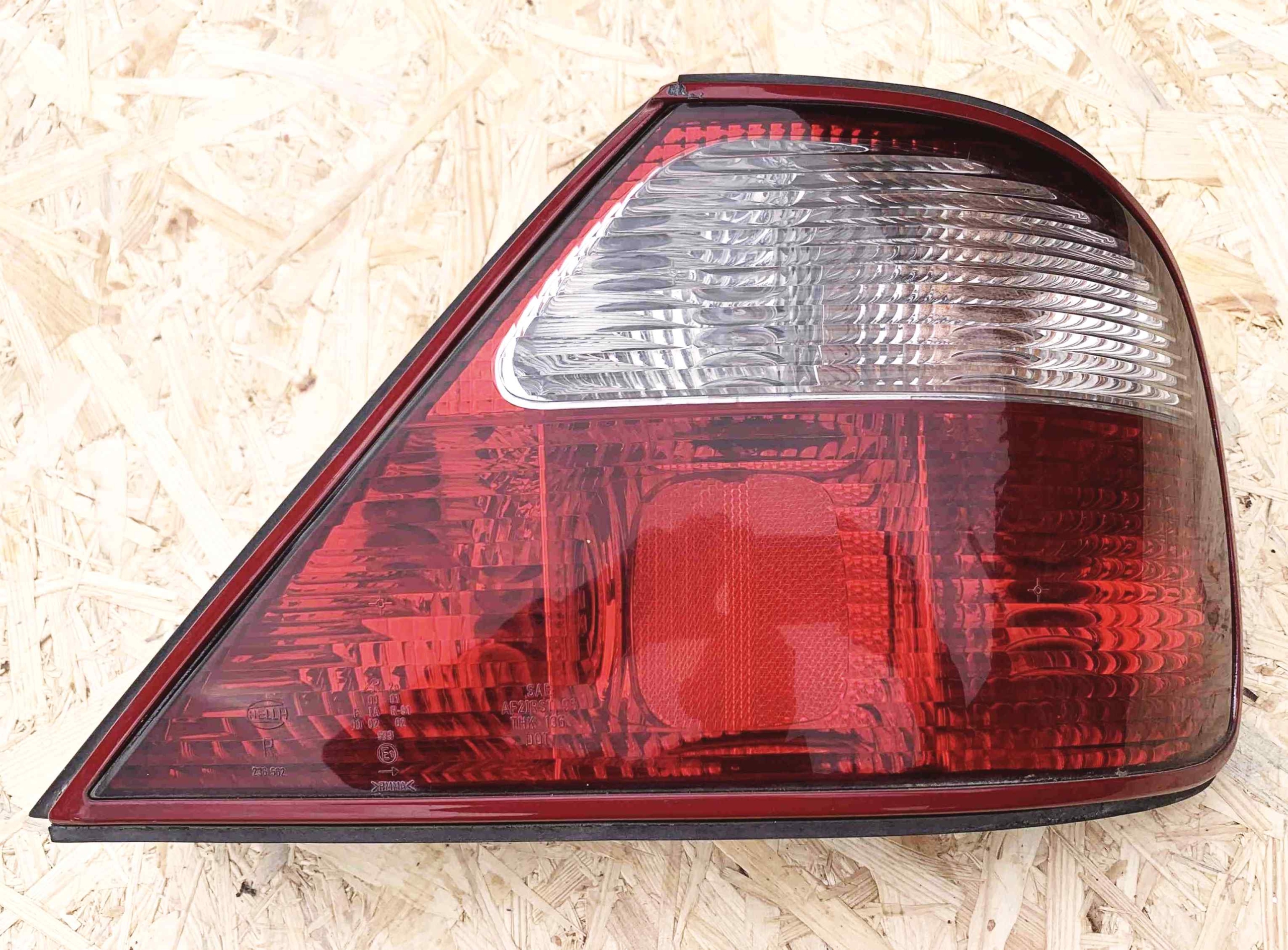 ФАРА ЗАДНЯ ПРАВА ЗАД. ПРАВИЙ JAGUAR XJ Xj6 Xj8 X308