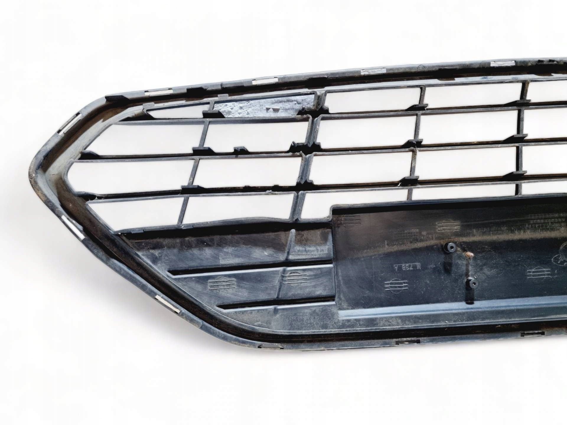rešetka branika Ford Mondeo 4 facelift 2013 BS7117B968
