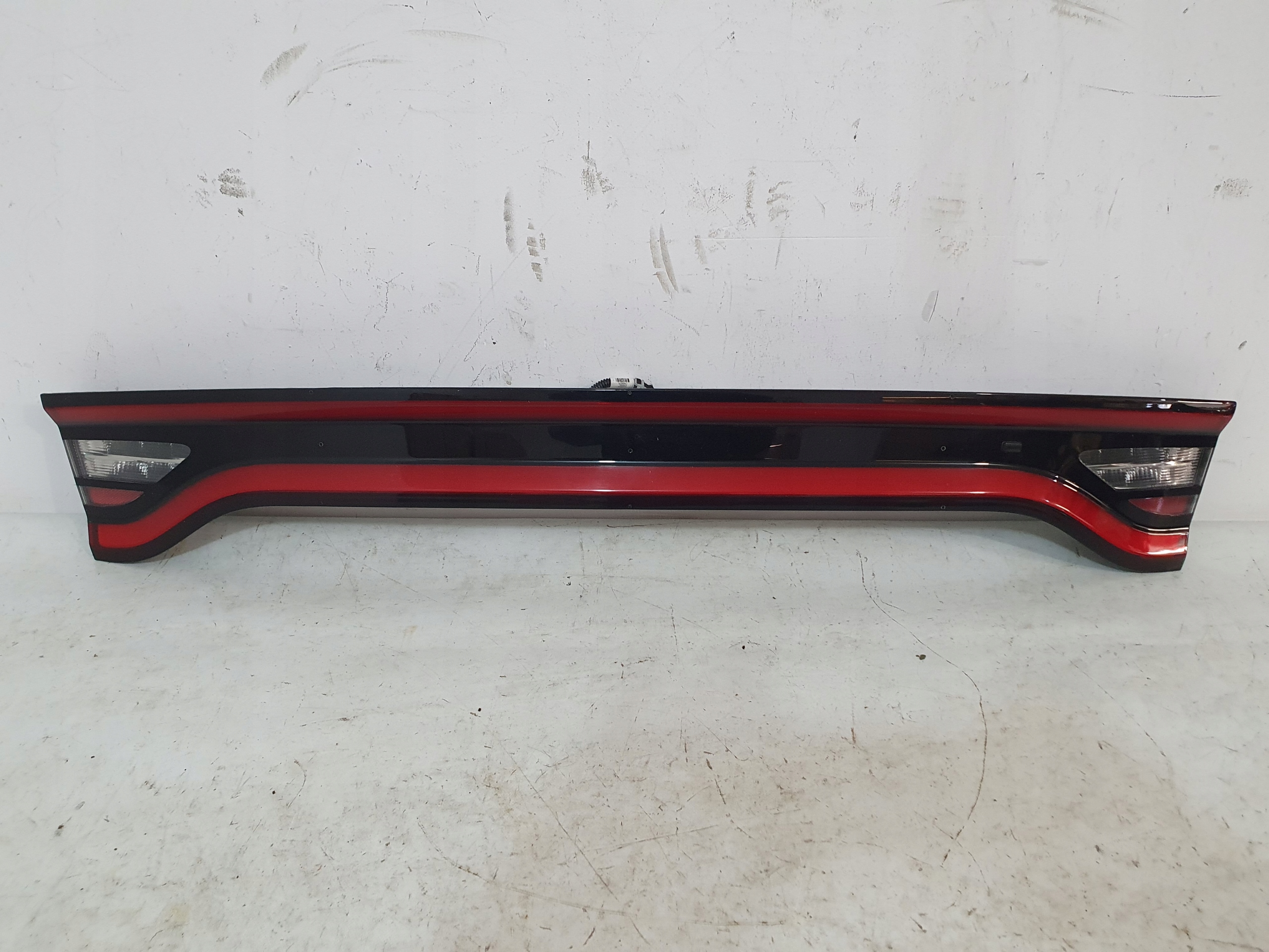 DODGE CHARGER 19- feu arrière arrière du capot couverture