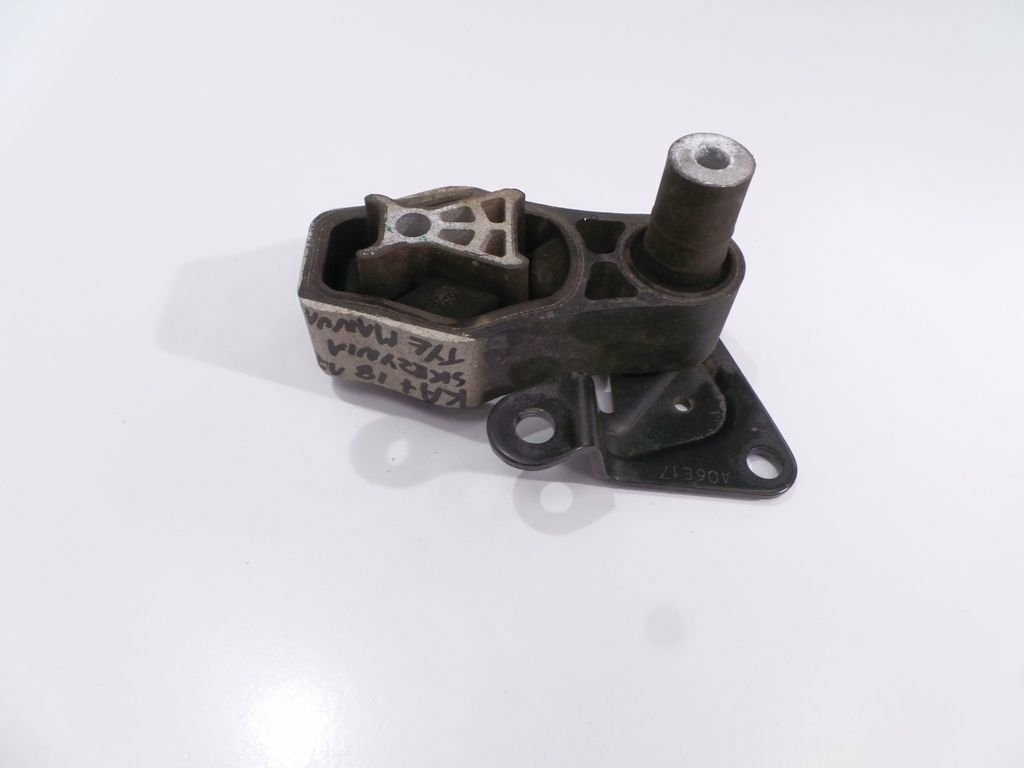 FORD KA + PLUS 2018 1.2 ЛАПА КОРОБКИ ПЕРЕДАЧ ЗАДНЯ