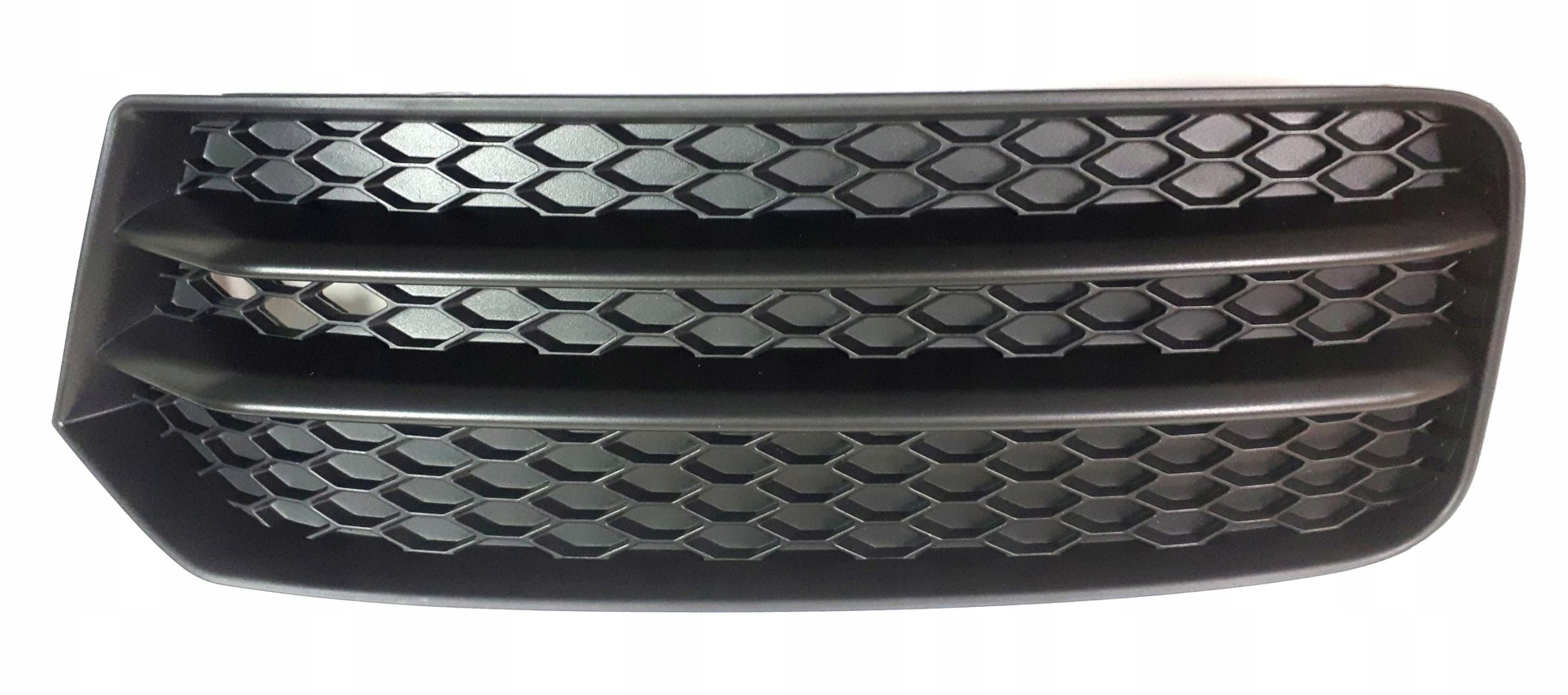 88071817002 - Решетка рамка бампера левая AUDI A1 8XA807681B