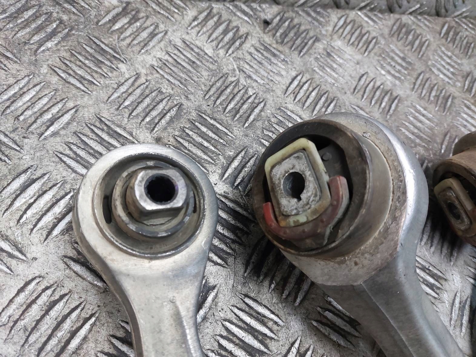 Bras Avant KOMPLET AUDI A4 B5 FL
