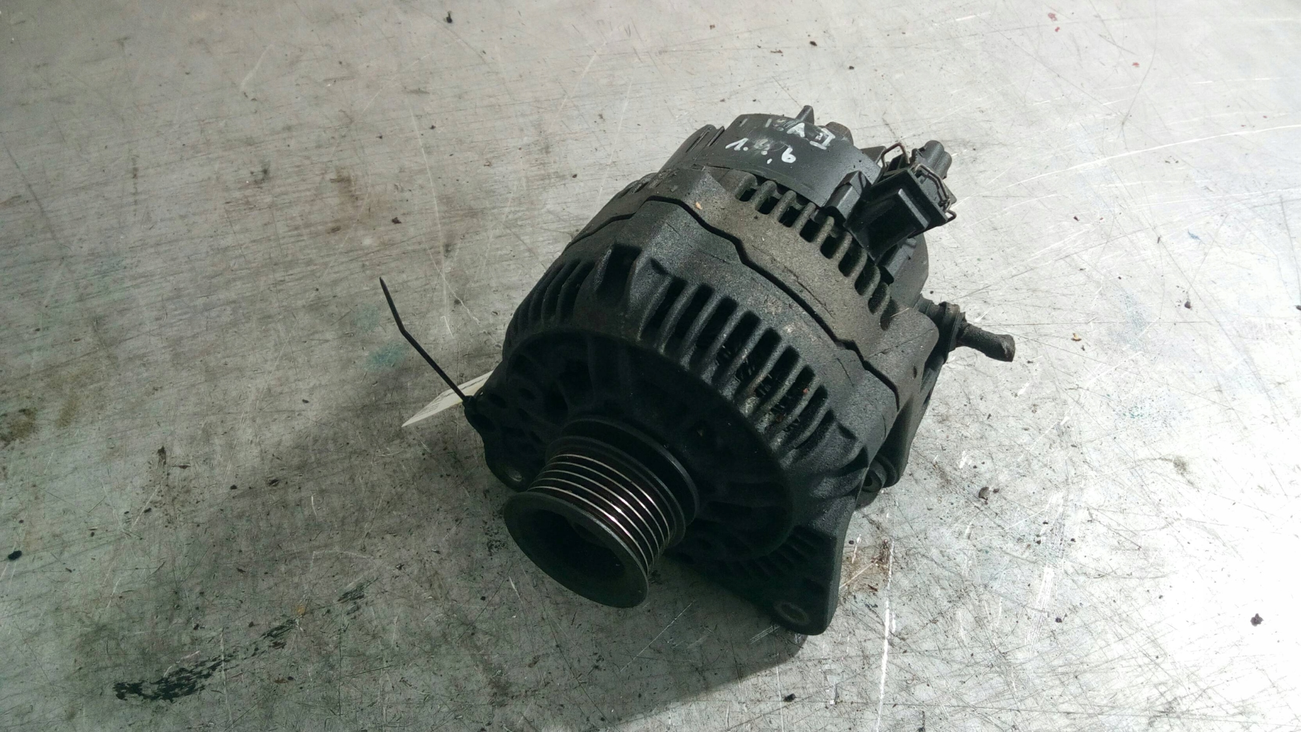 Alternator SEAT Ibiza II 1,4 B 0123310019