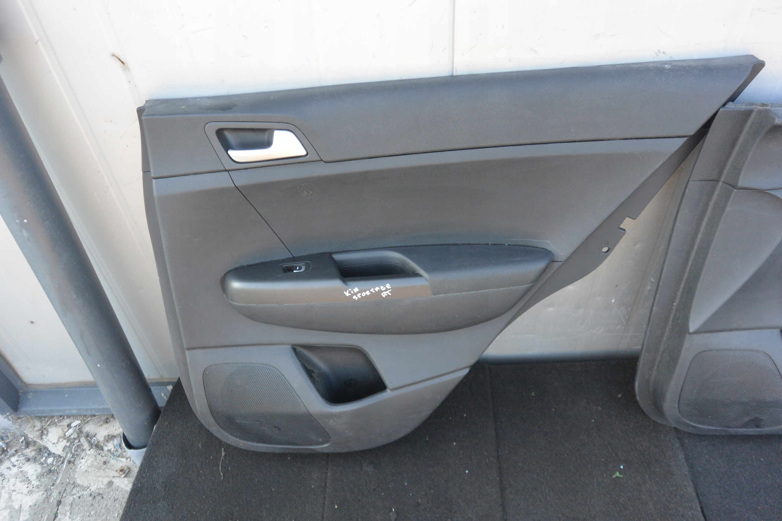 side door right front rear part KIA SPORTAGE