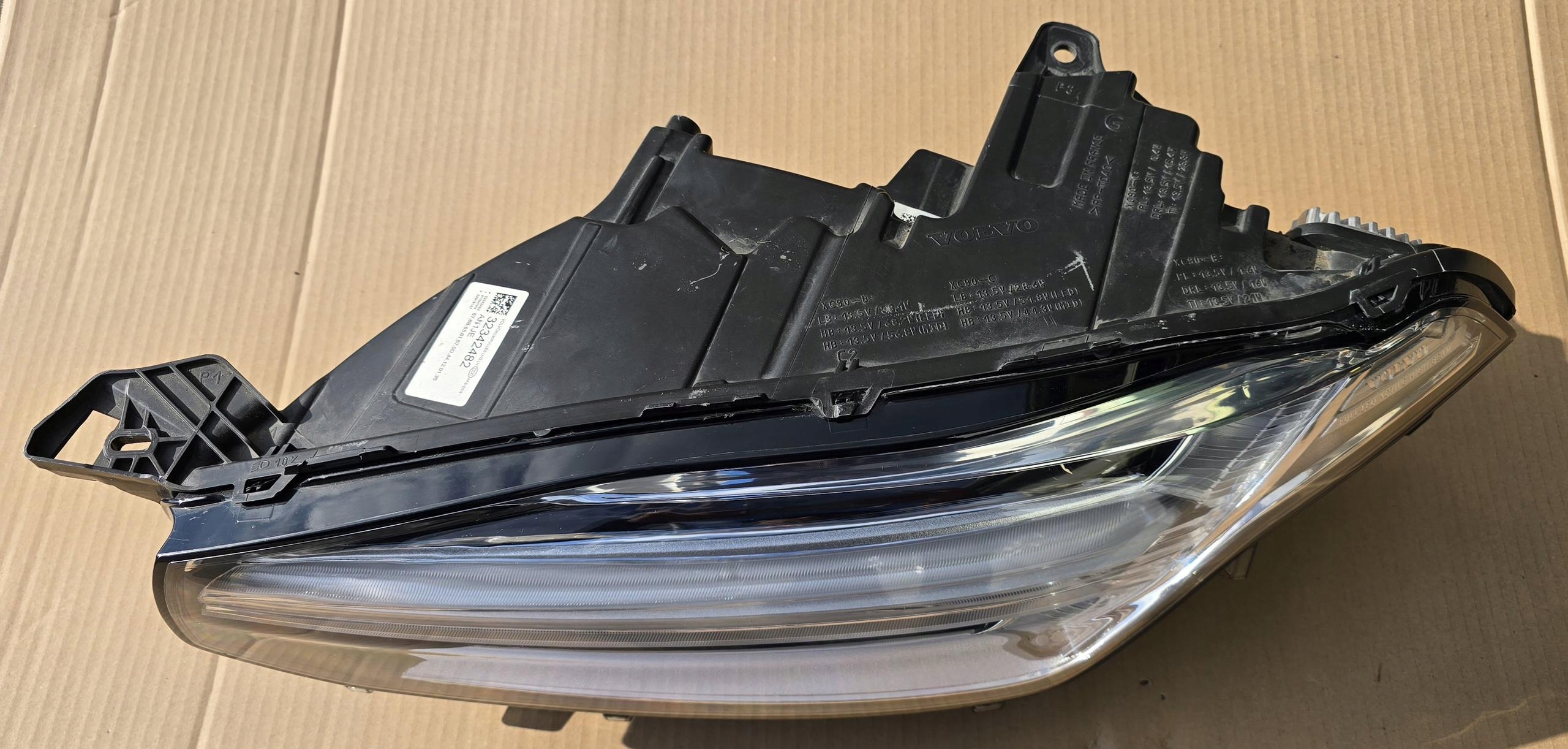 light front front left FULL LED VOLVO XC90 II FULL LED 32342482