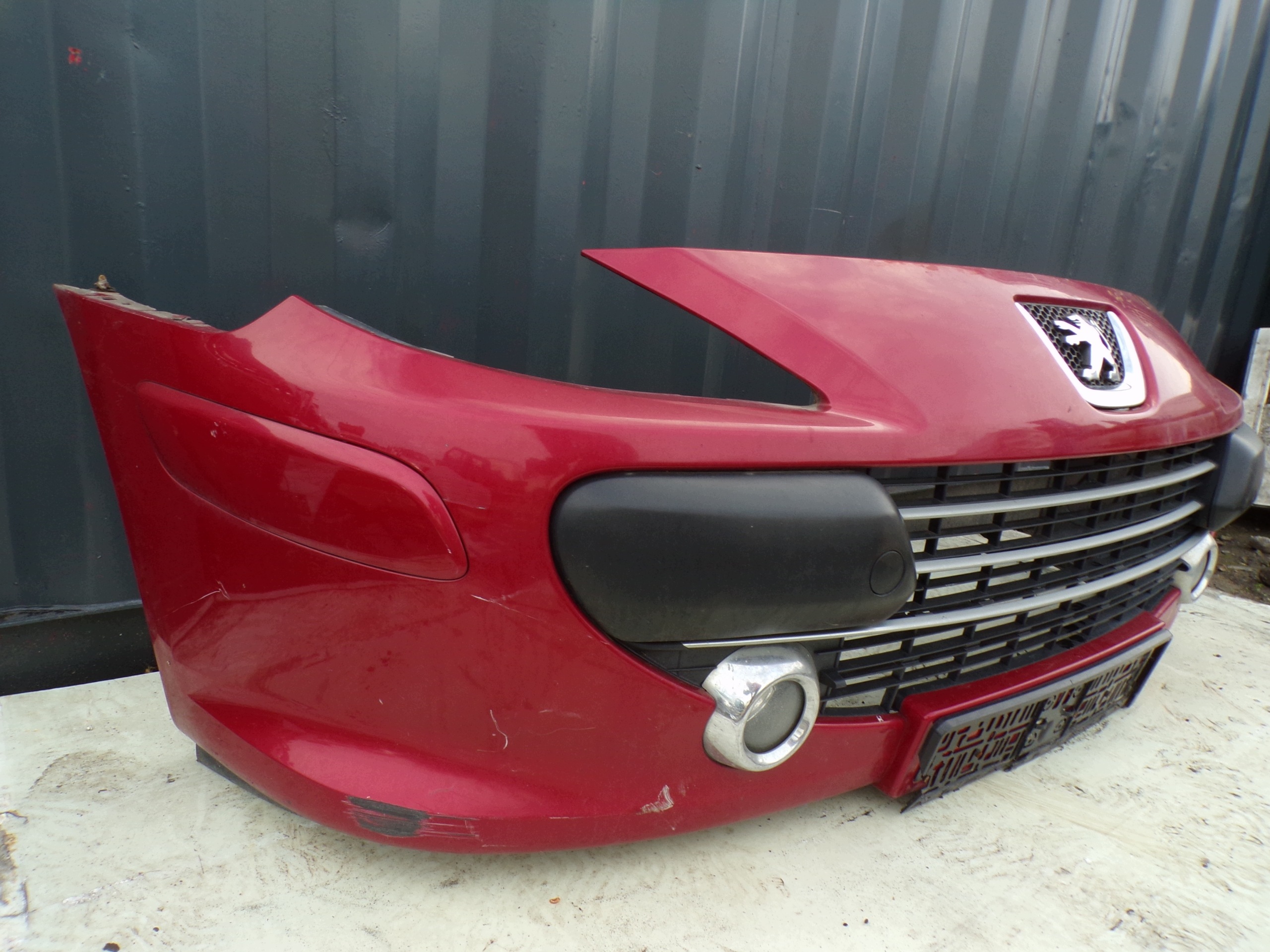 front bumper front PEUGEOT 307 CC colour LKRD (R1)