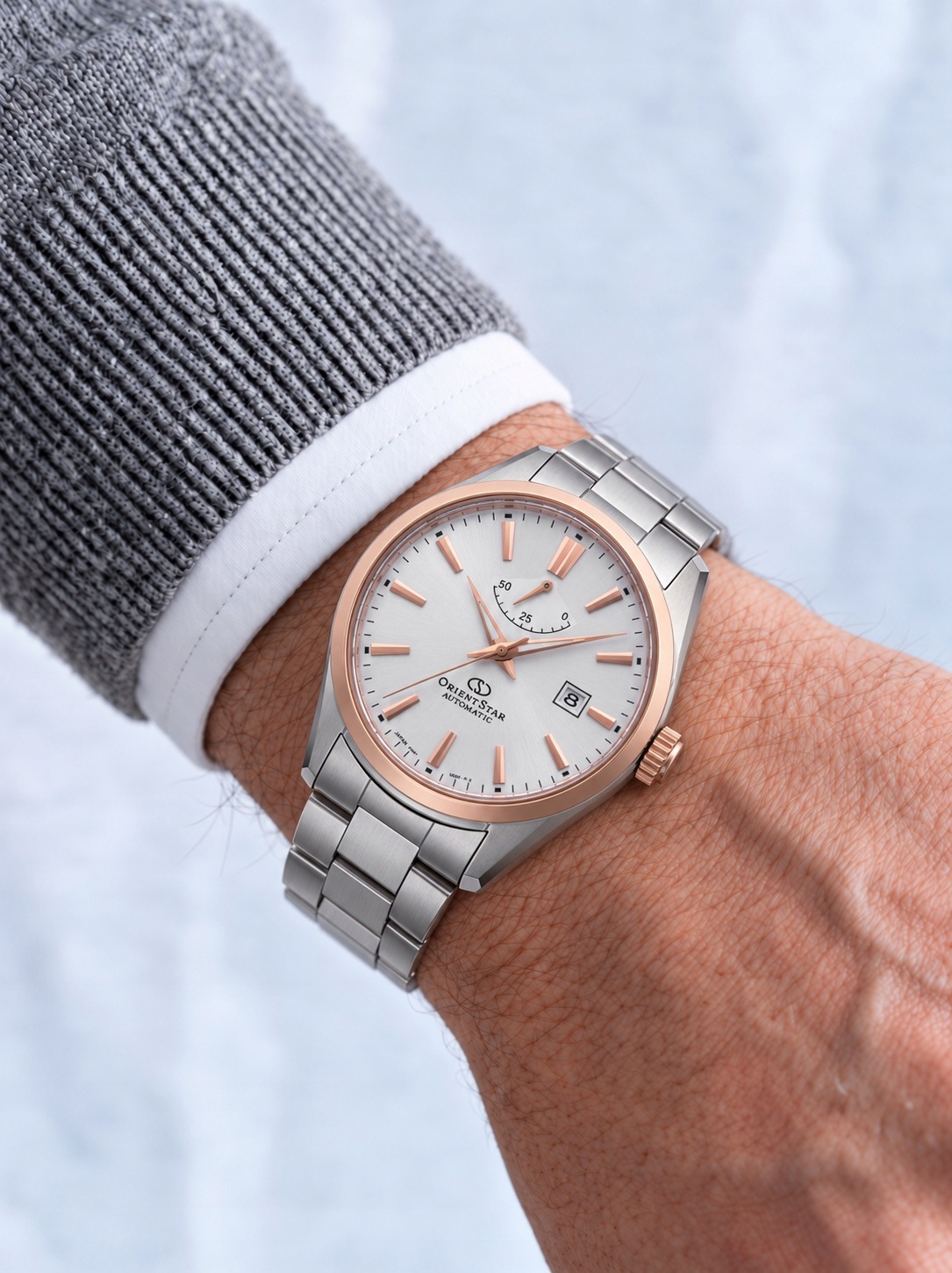 Hodinky Orient Star RE-AU0401S00B Moderní Basic Date 42.00mm 5ATM