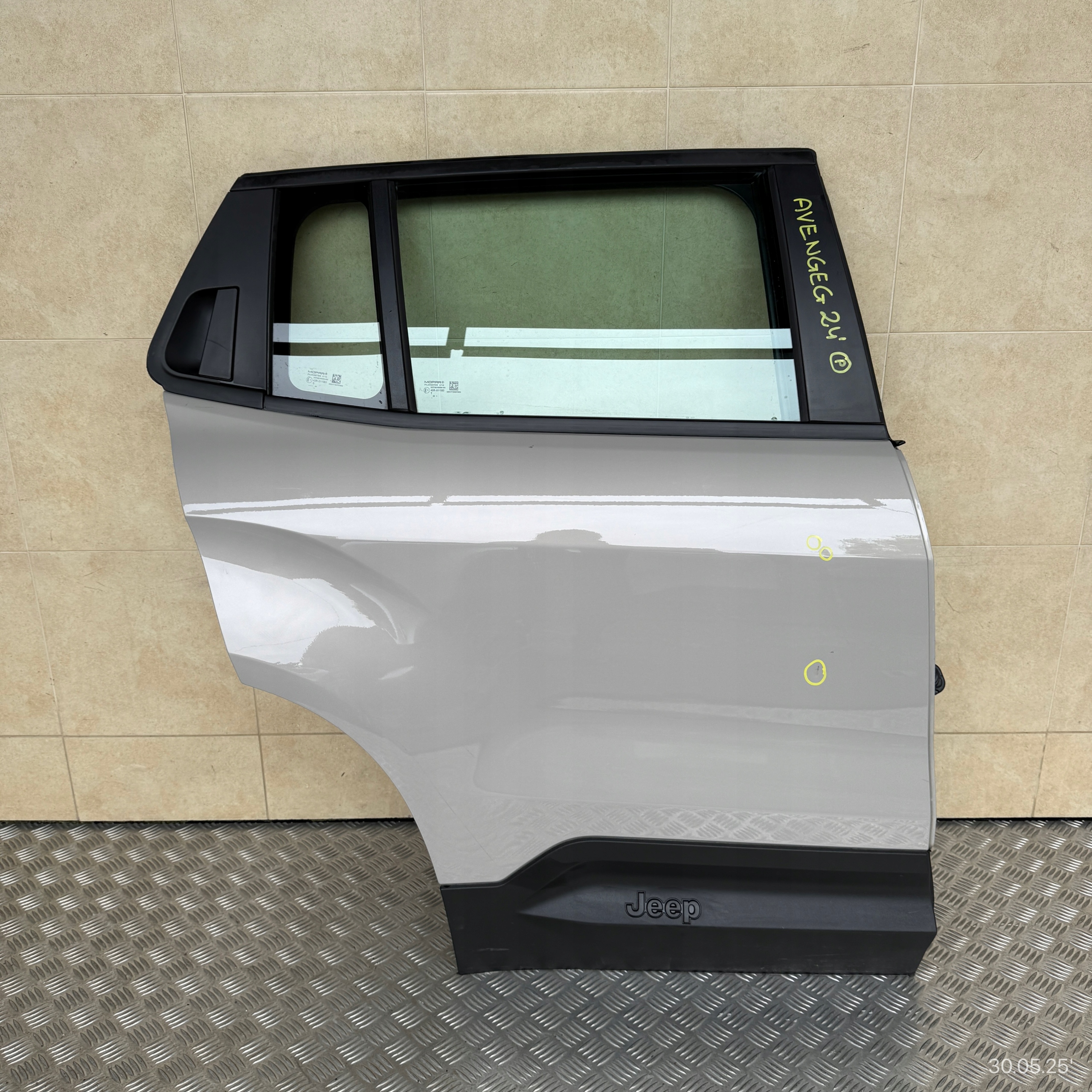 door complete rear. right JEEP AVENGER 2024 ROK