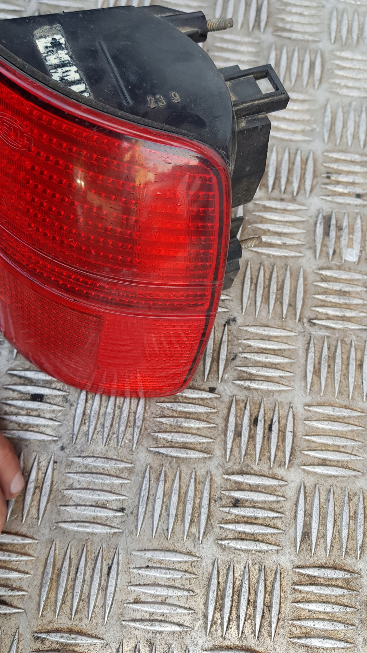 SEAT TOLEDO and light right rear part NAROZNA