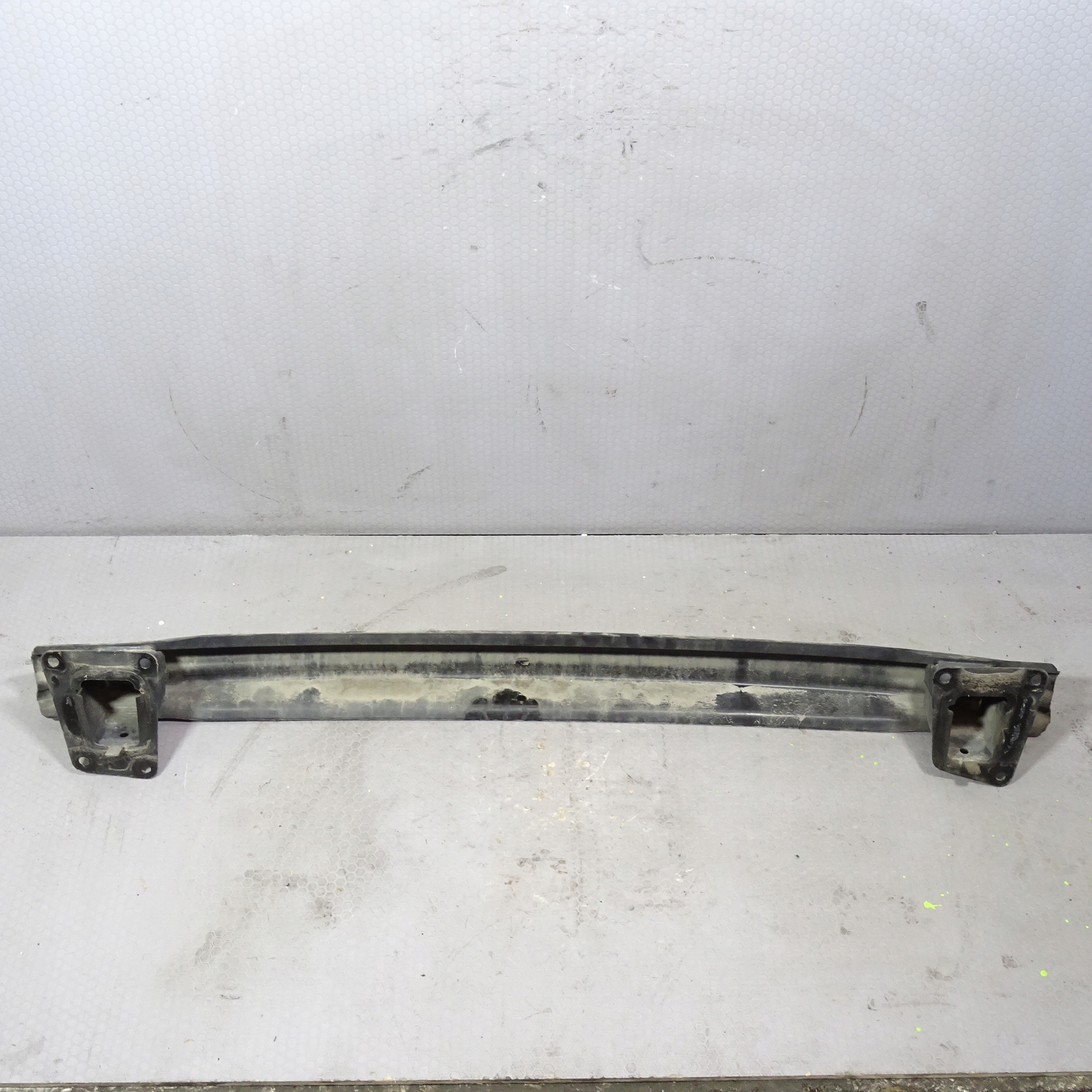 VW PASSAT B6 sedan bumper support rear part